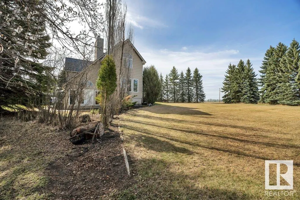 464015 Range Road 234