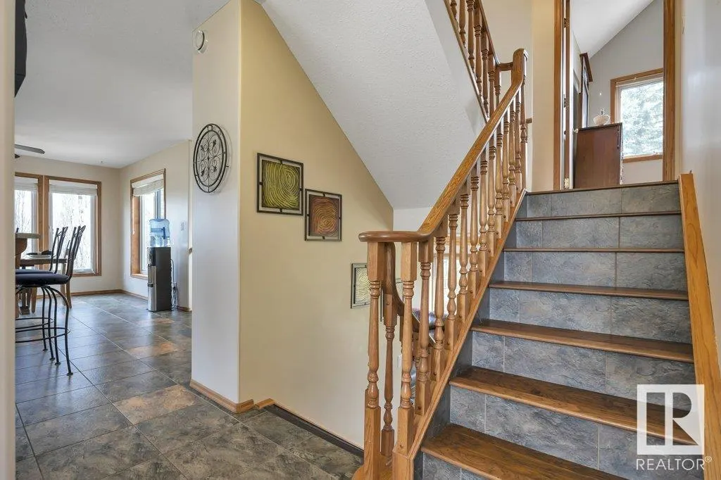 464015 Range Road 234