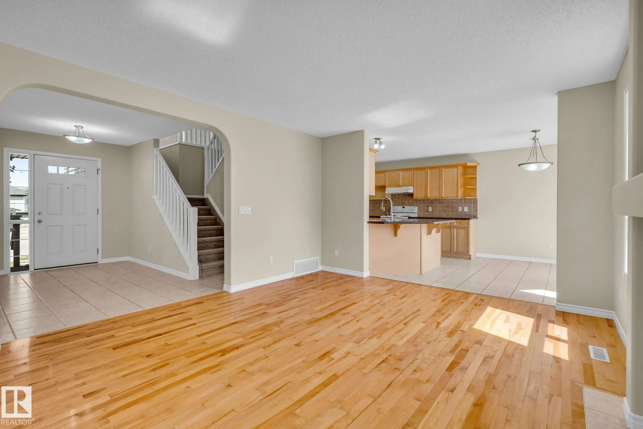 130 CHAMPLAIN Place