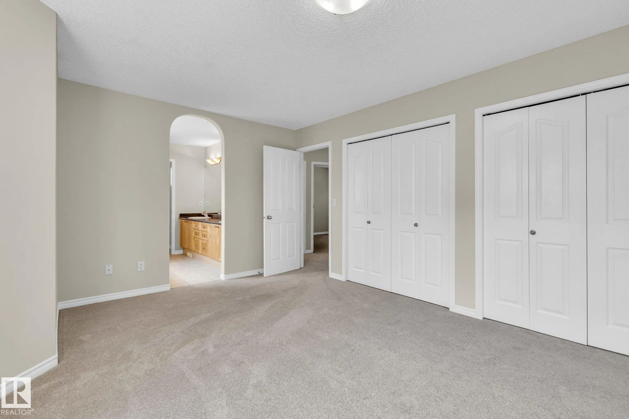 130 CHAMPLAIN Place