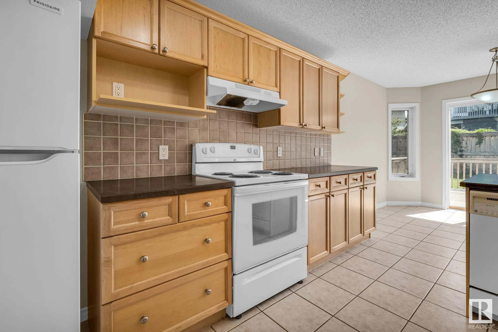 130 CHAMPLAIN Place