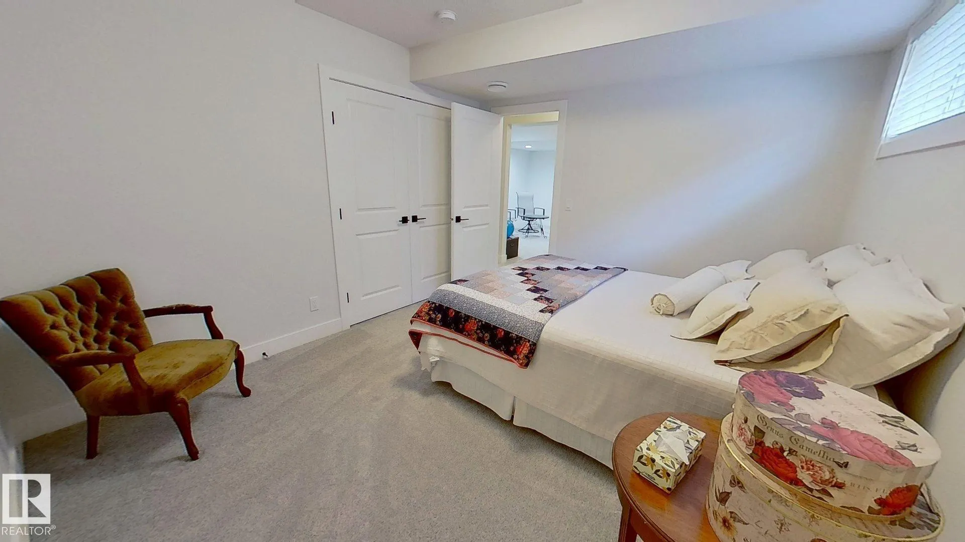 922 MORRIS Way