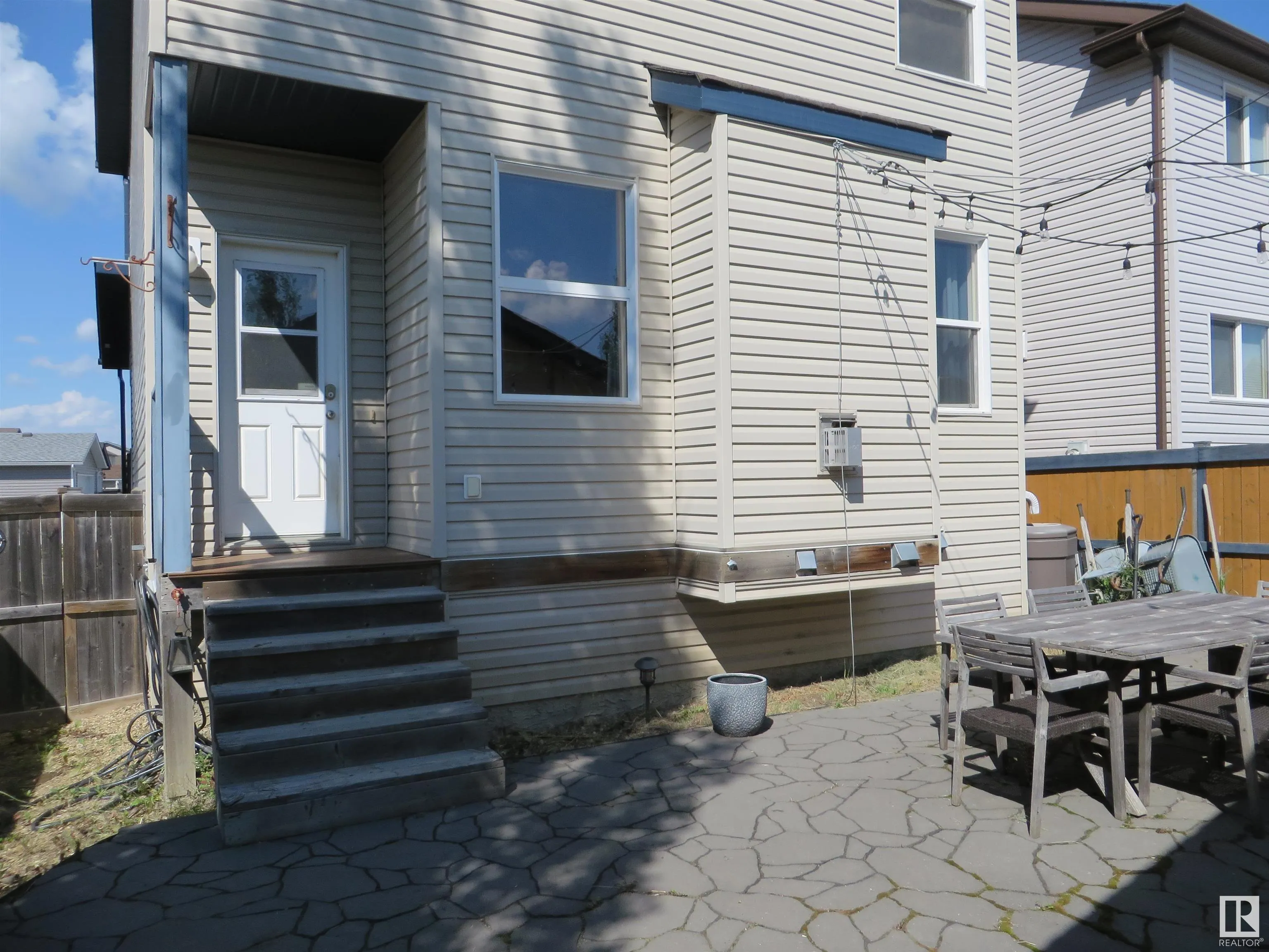 285 SOUTHWICK Way