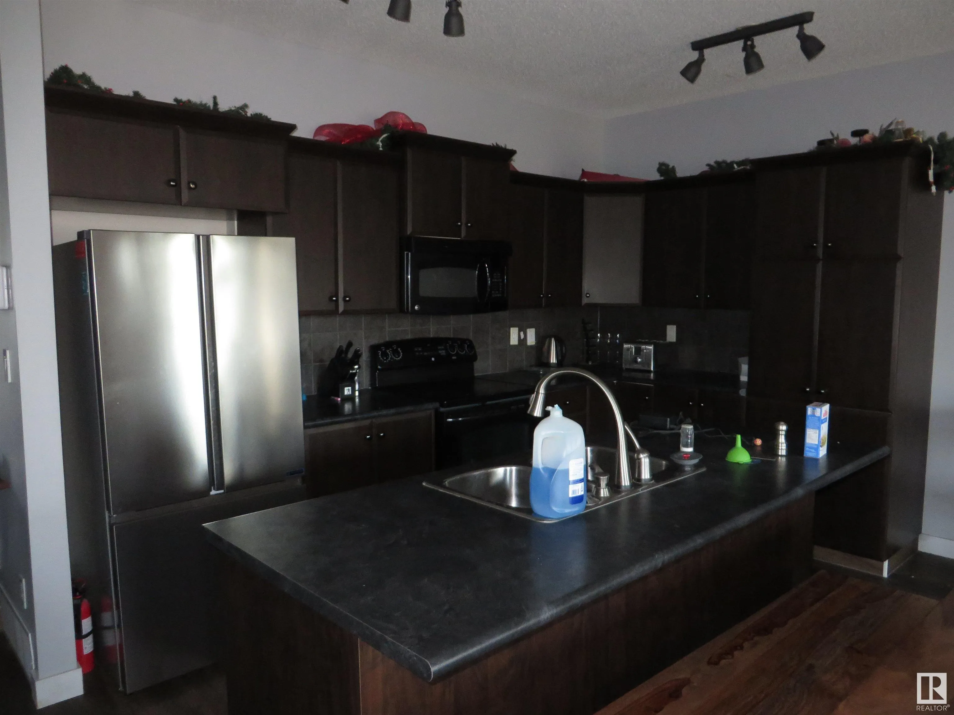 285 SOUTHWICK Way