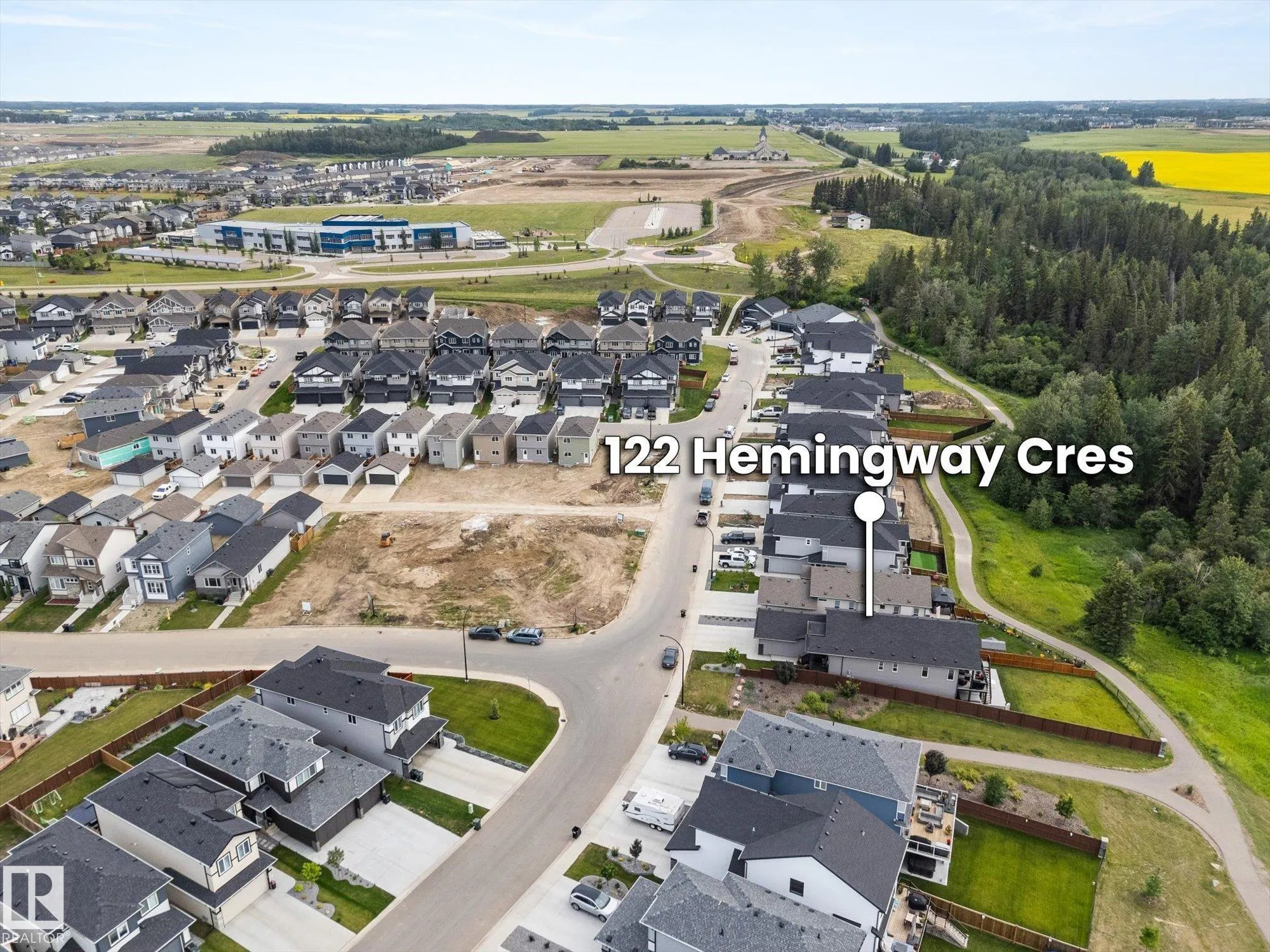 122 Hemingway Crescent