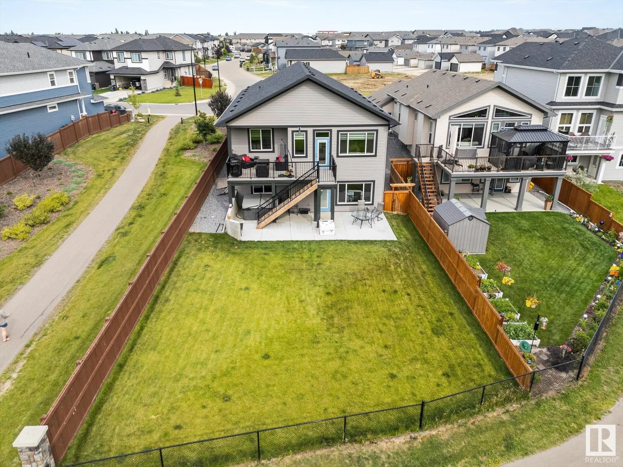 122 Hemingway Crescent