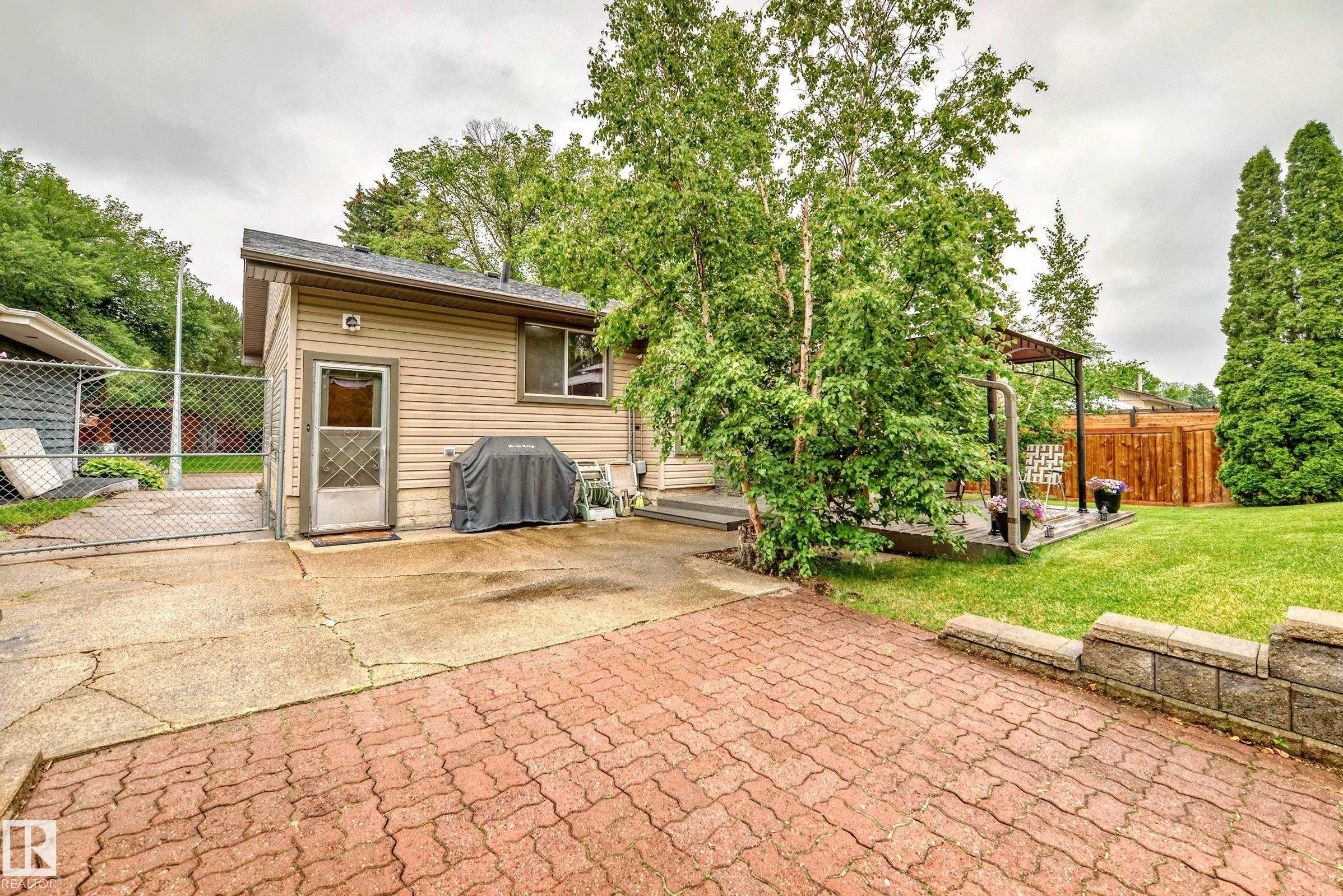 16 Merryvale Crescent