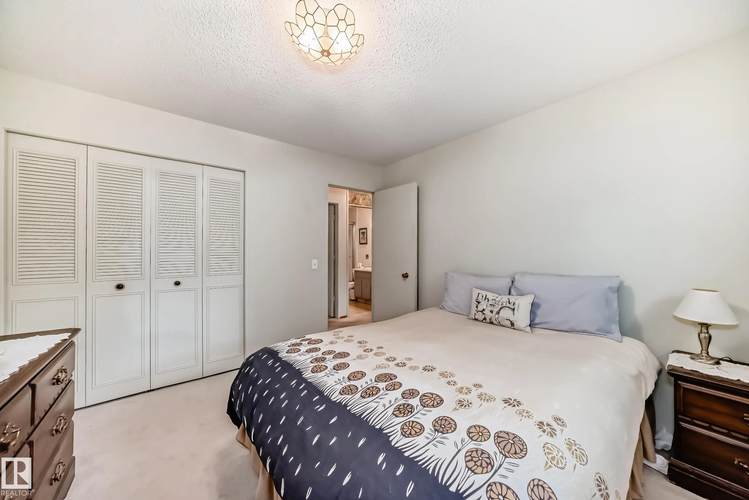 16 Merryvale Crescent