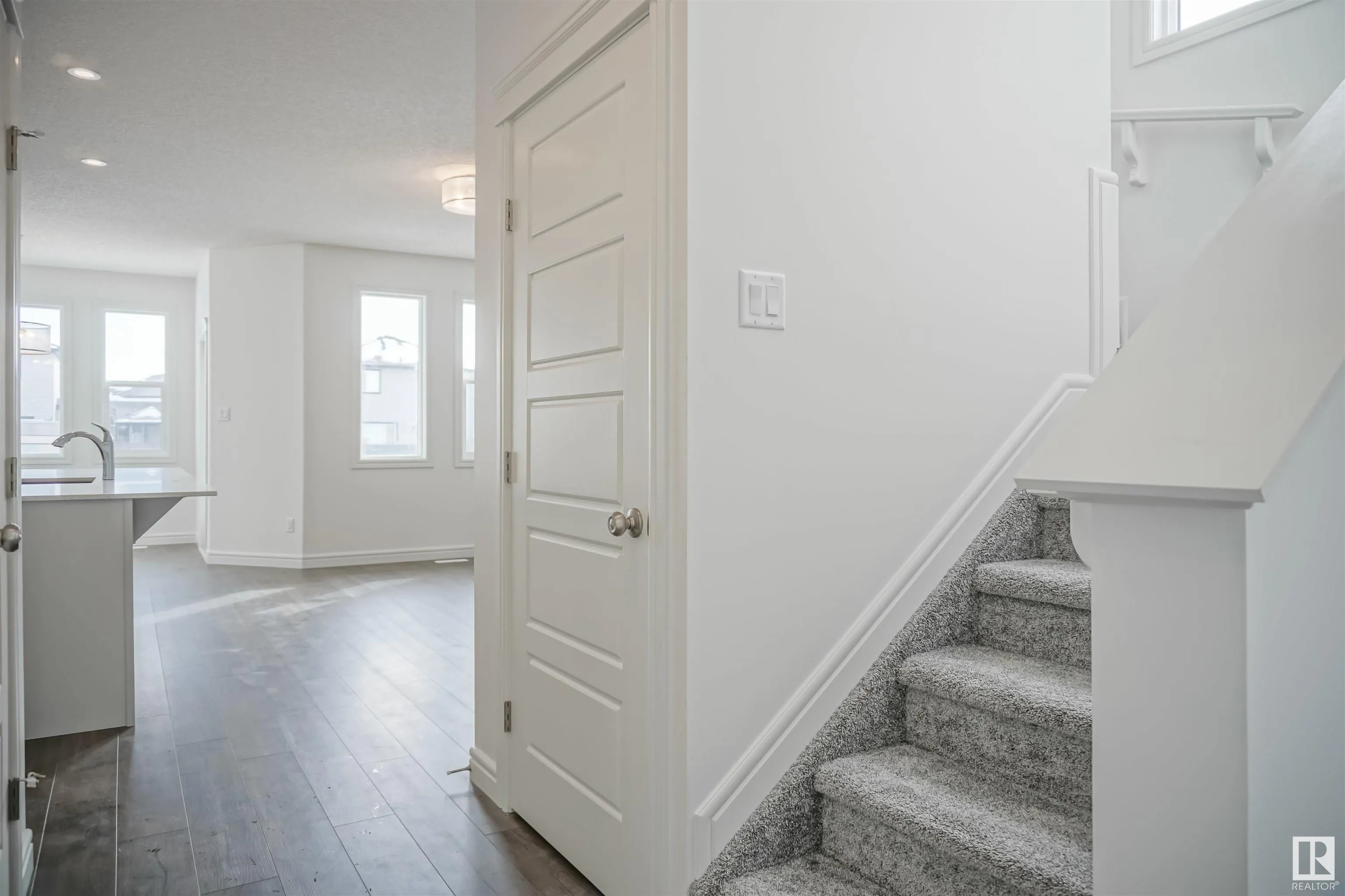 1180 South Creek Wynd