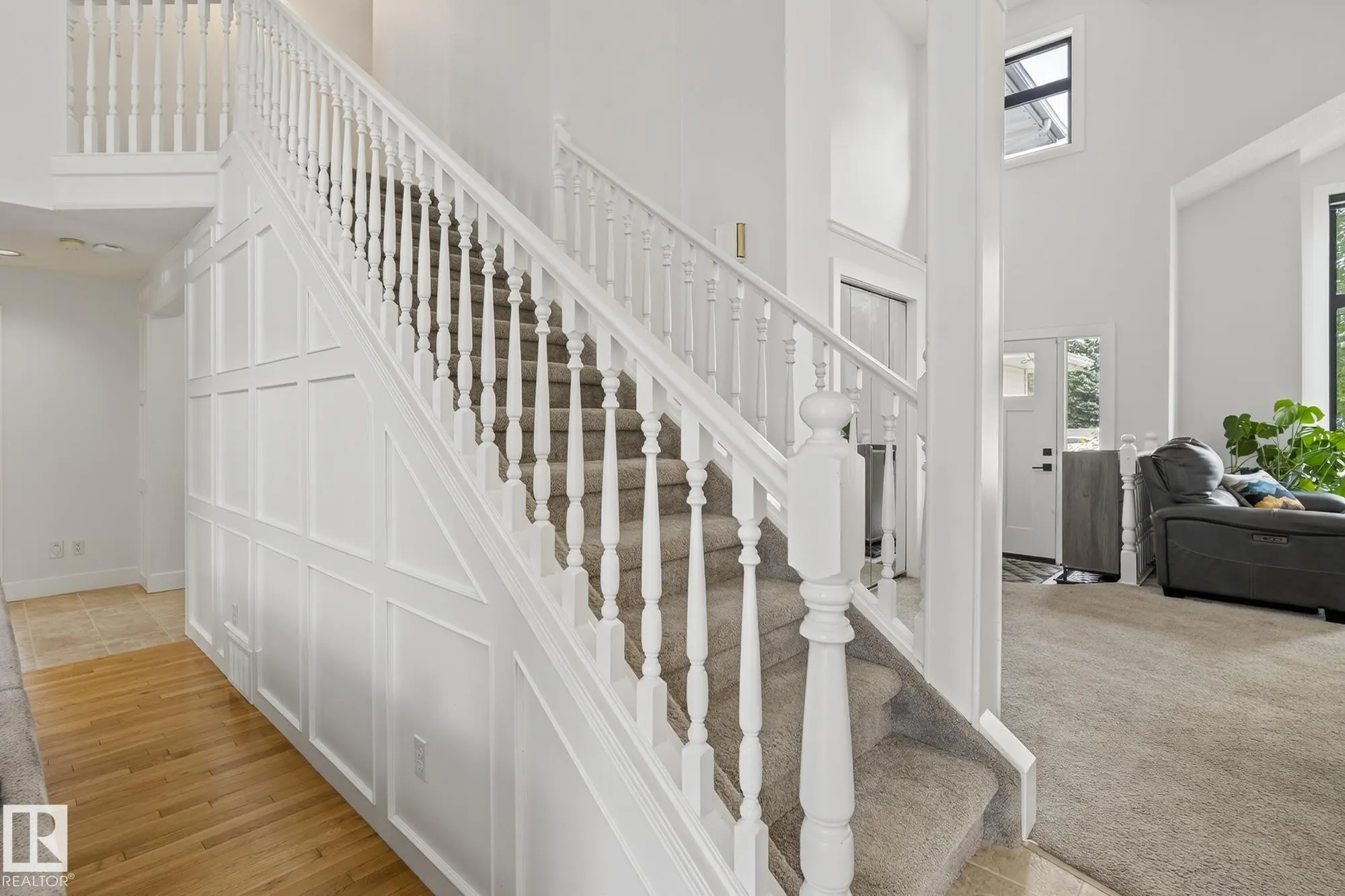 7 CHARLTON Road