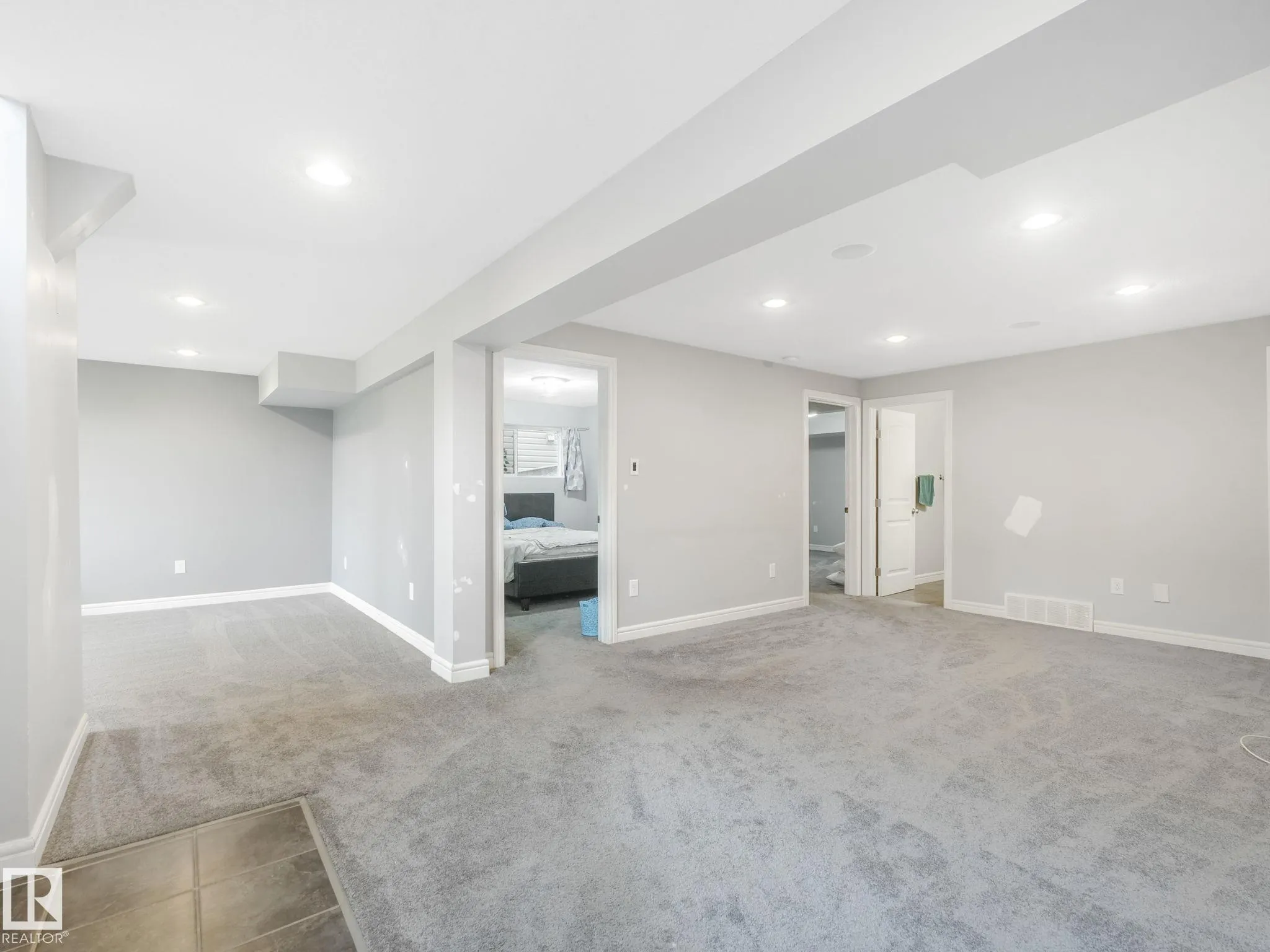 1703 33B Street