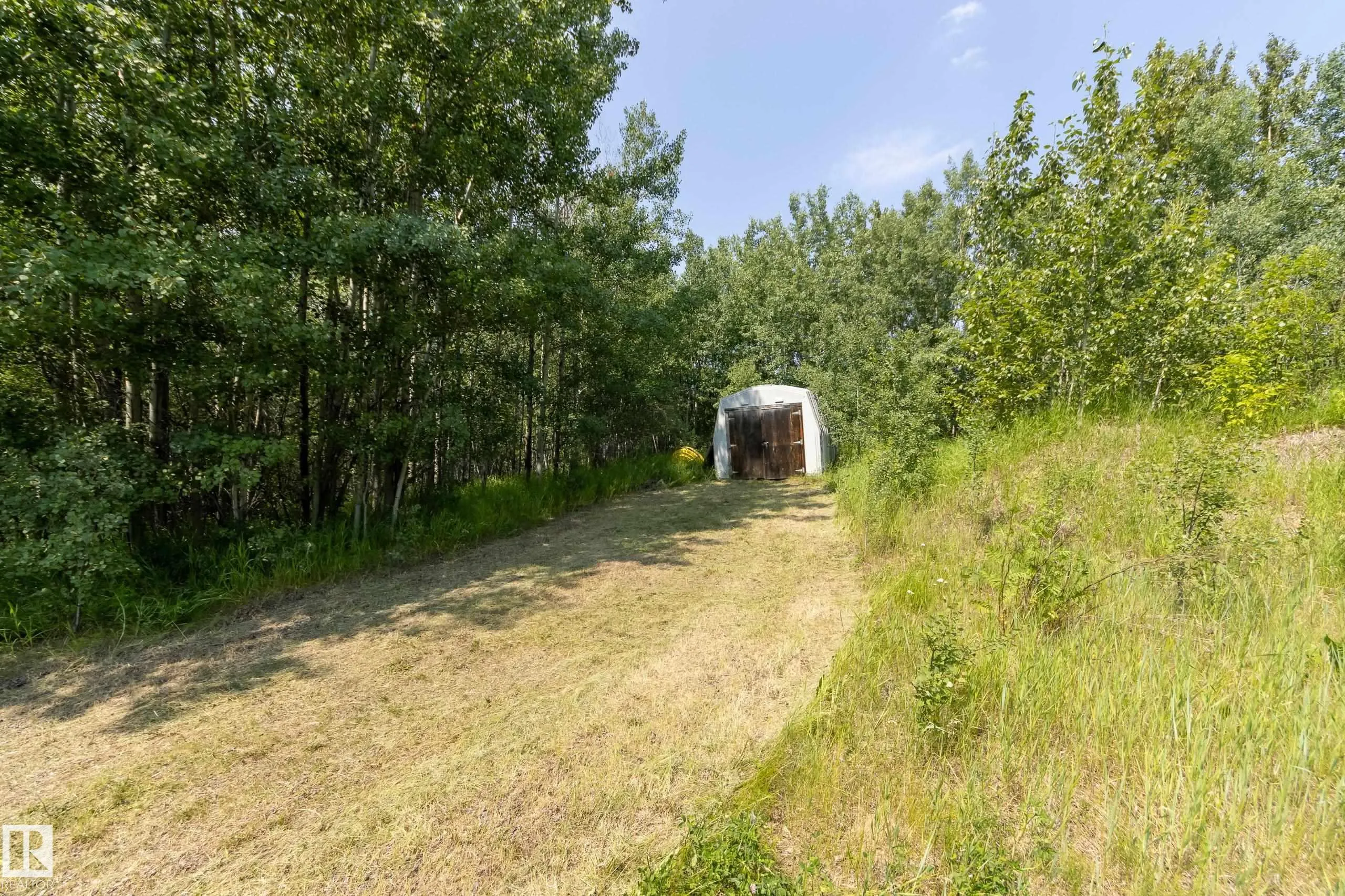 1524 PARKLAND Drive