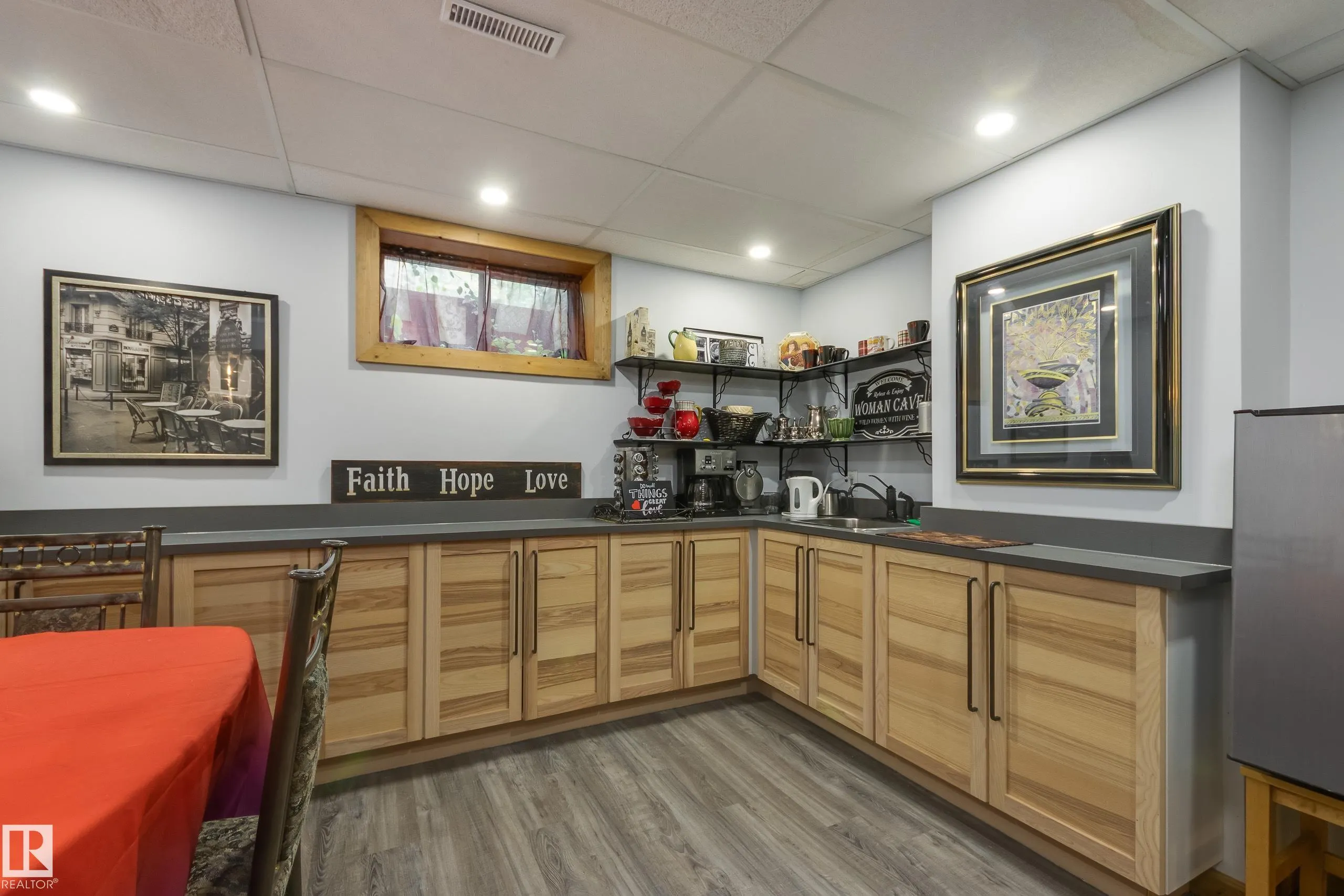 1524 PARKLAND Drive