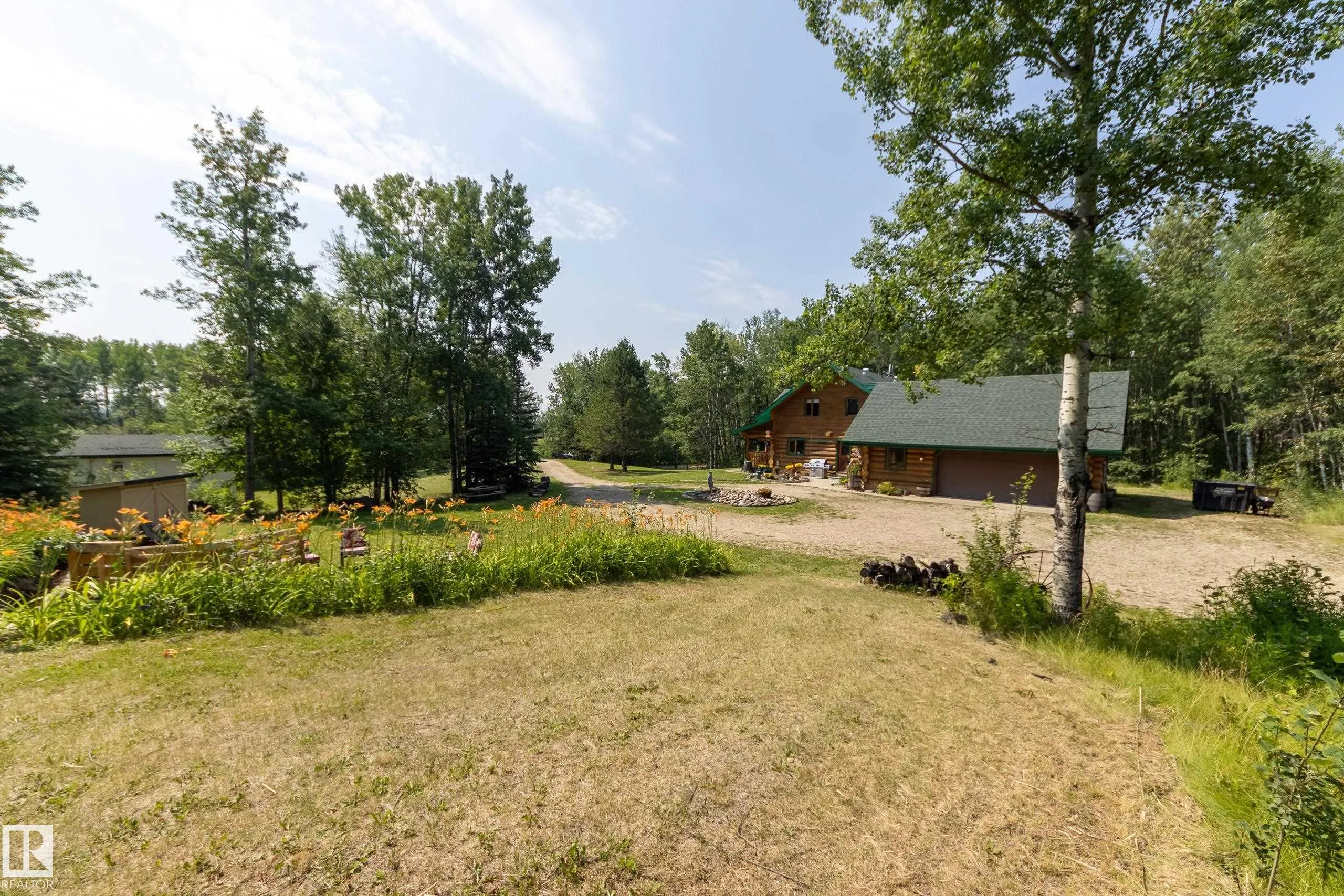 1524 PARKLAND Drive