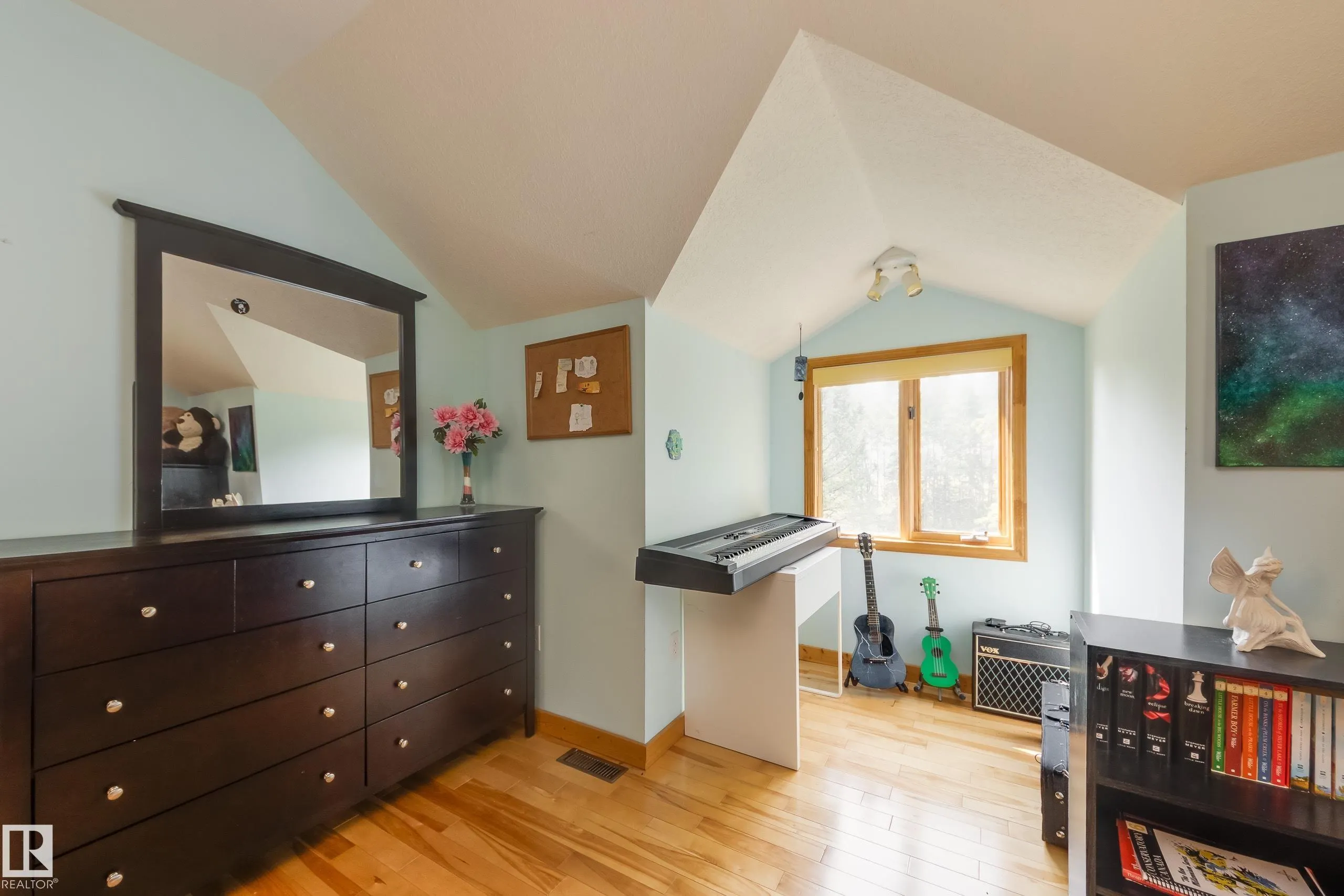 1524 PARKLAND Drive