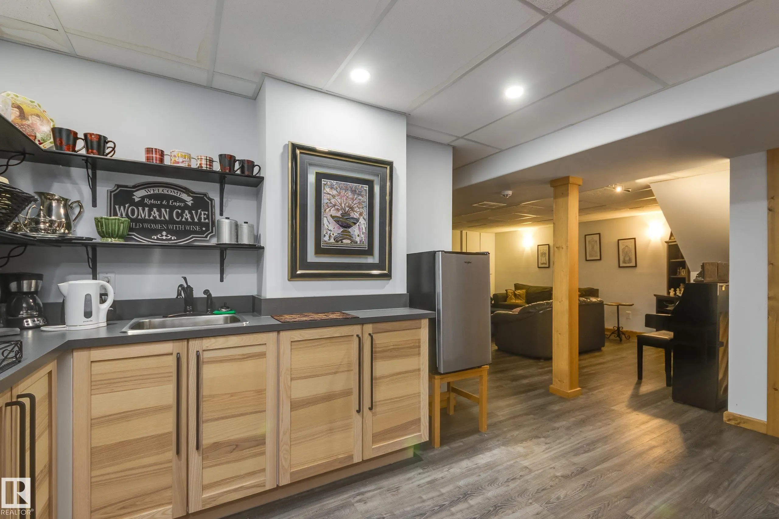 1524 PARKLAND Drive