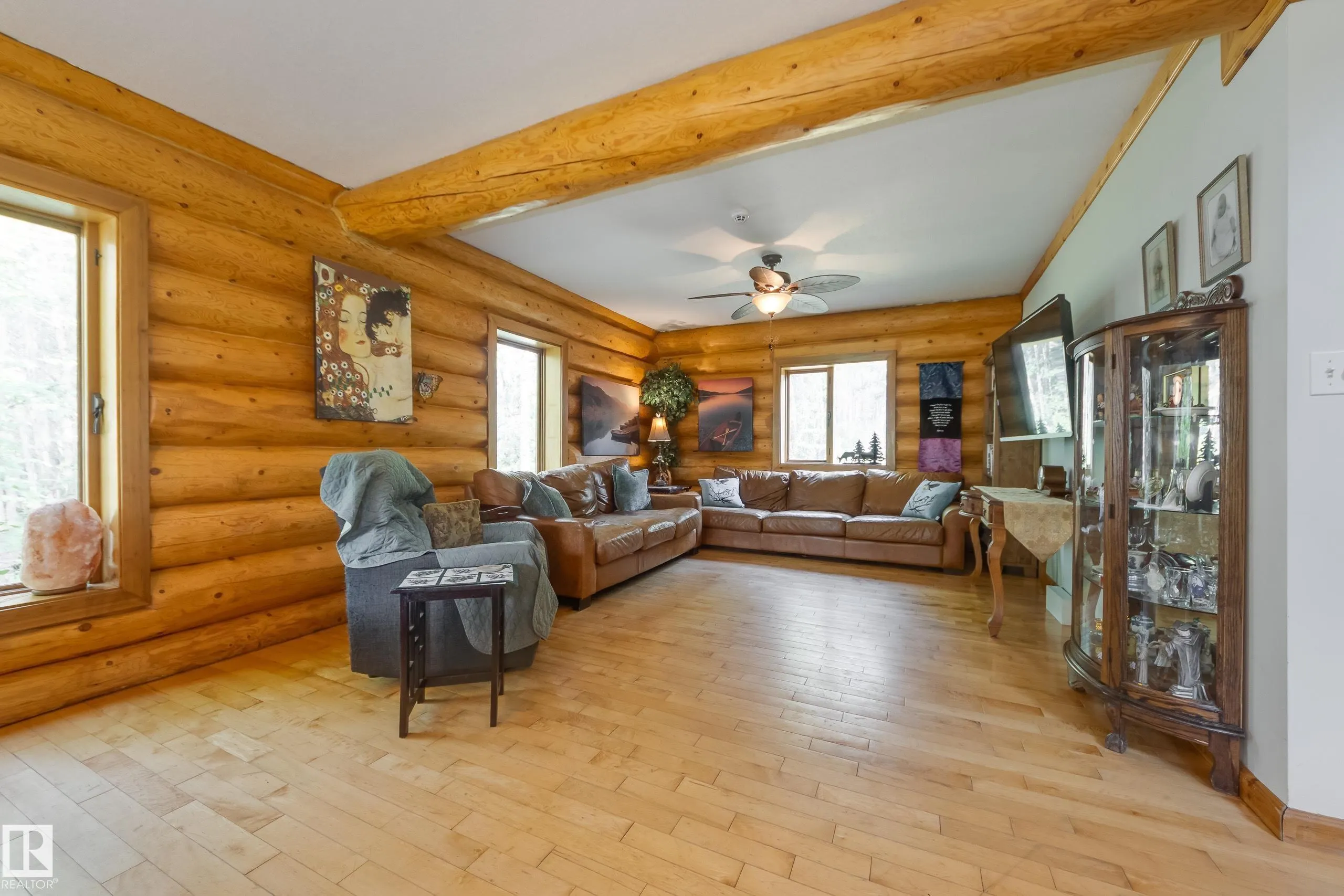 1524 PARKLAND Drive