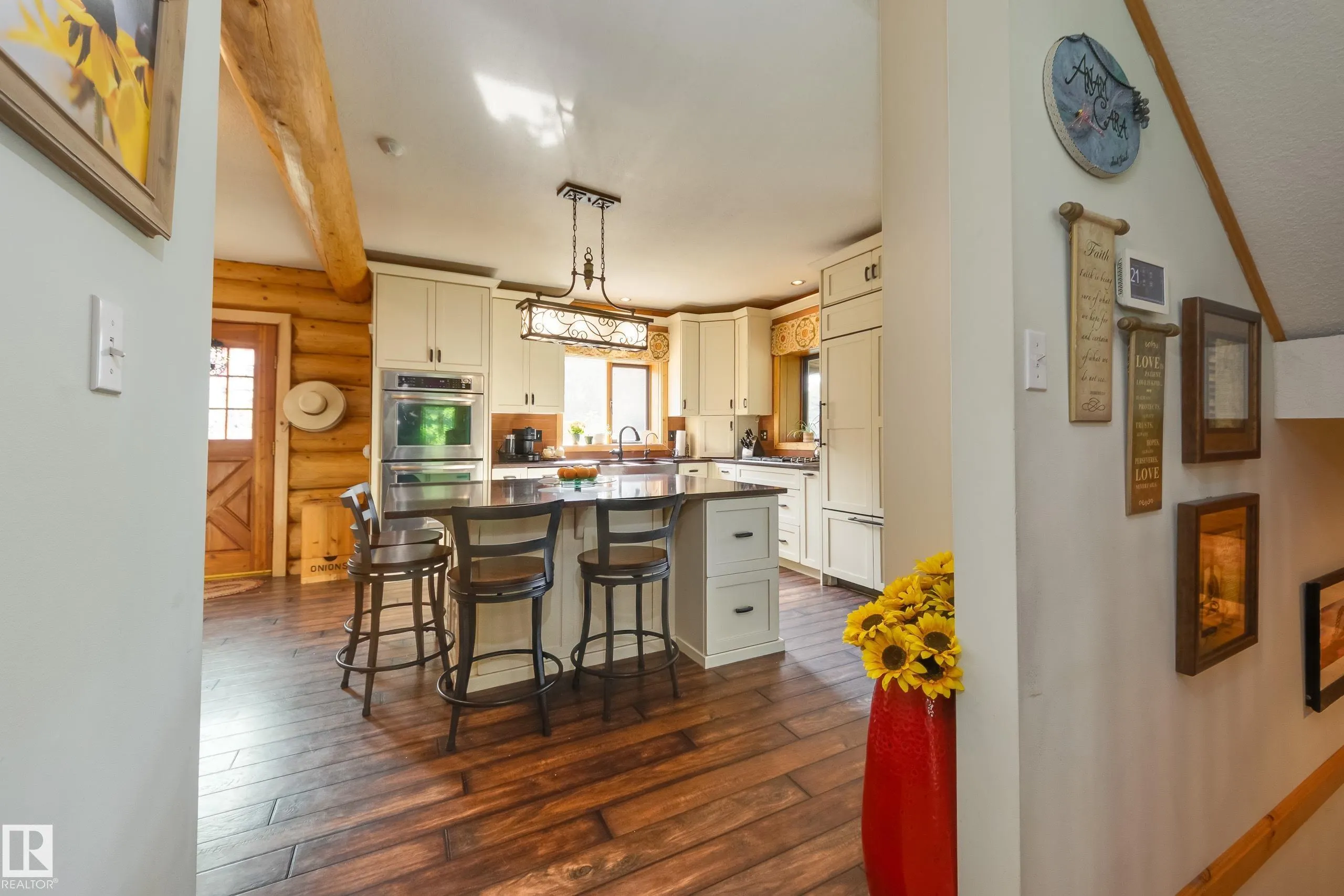 1524 PARKLAND Drive