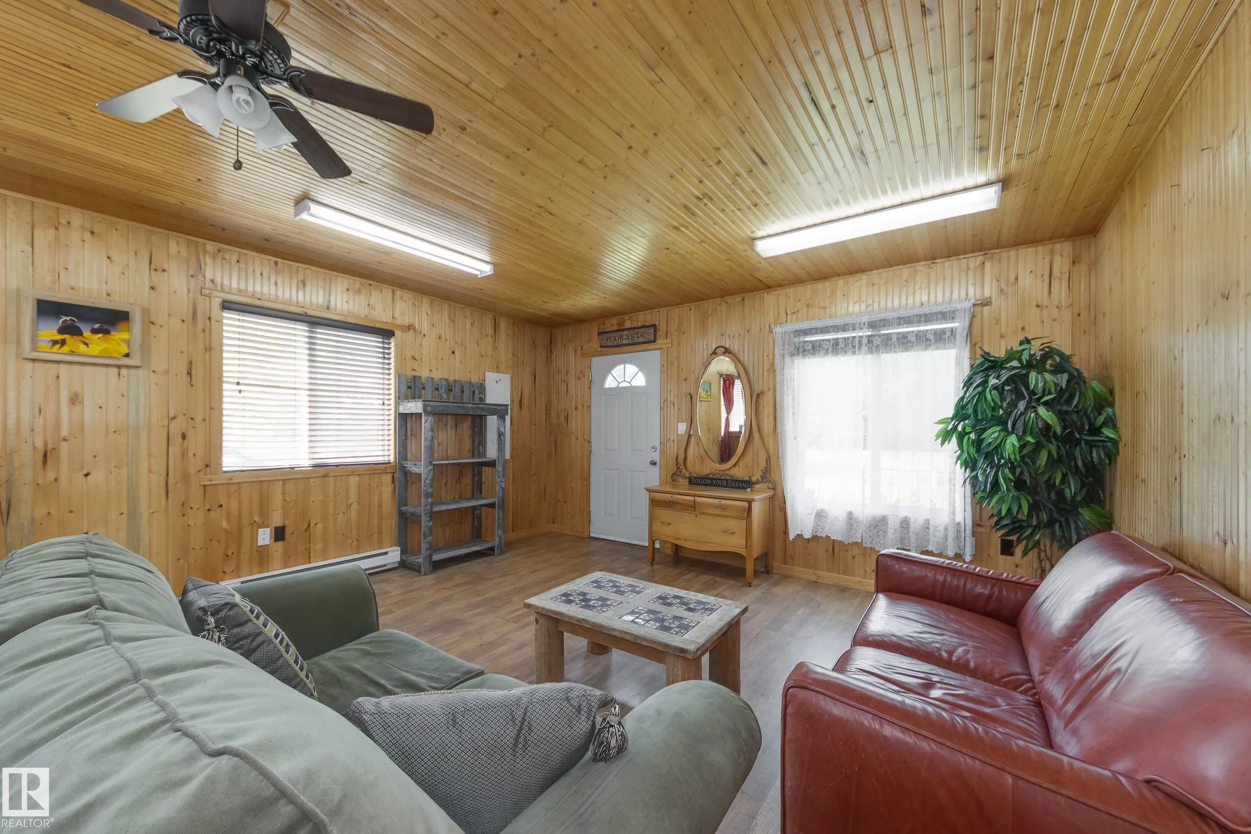 1524 PARKLAND Drive