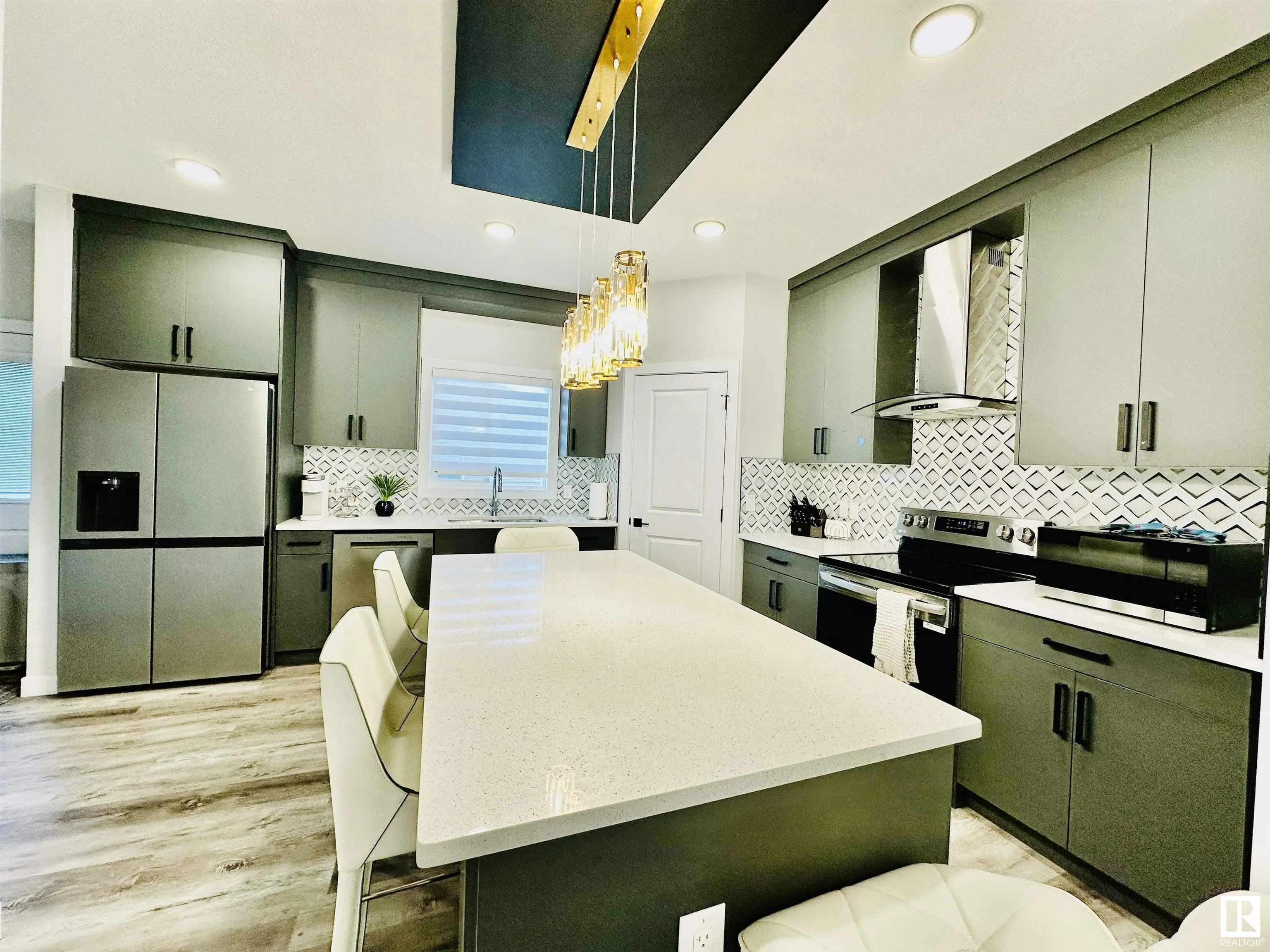 450 Crystal Creek Link