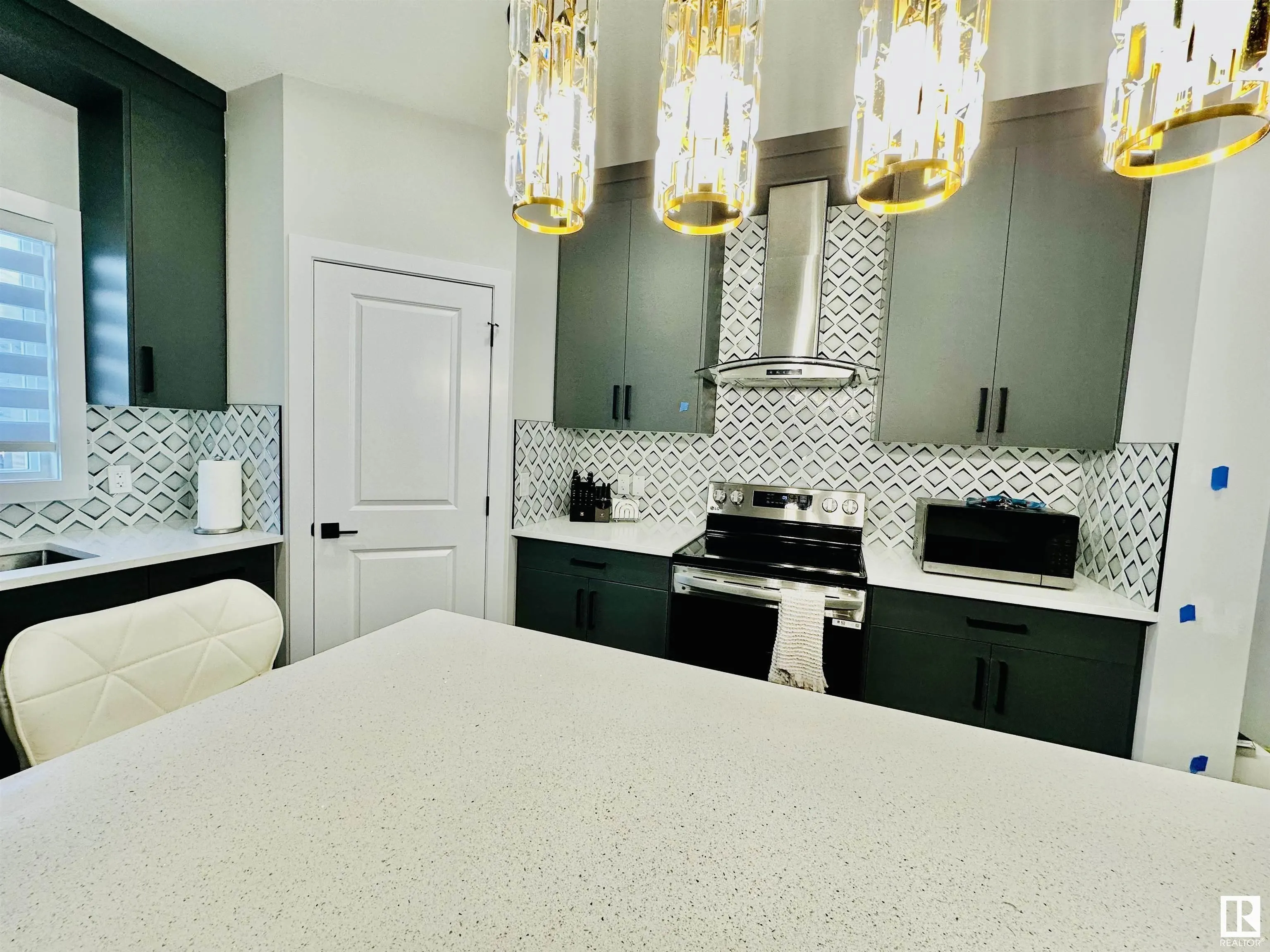 450 Crystal Creek Link