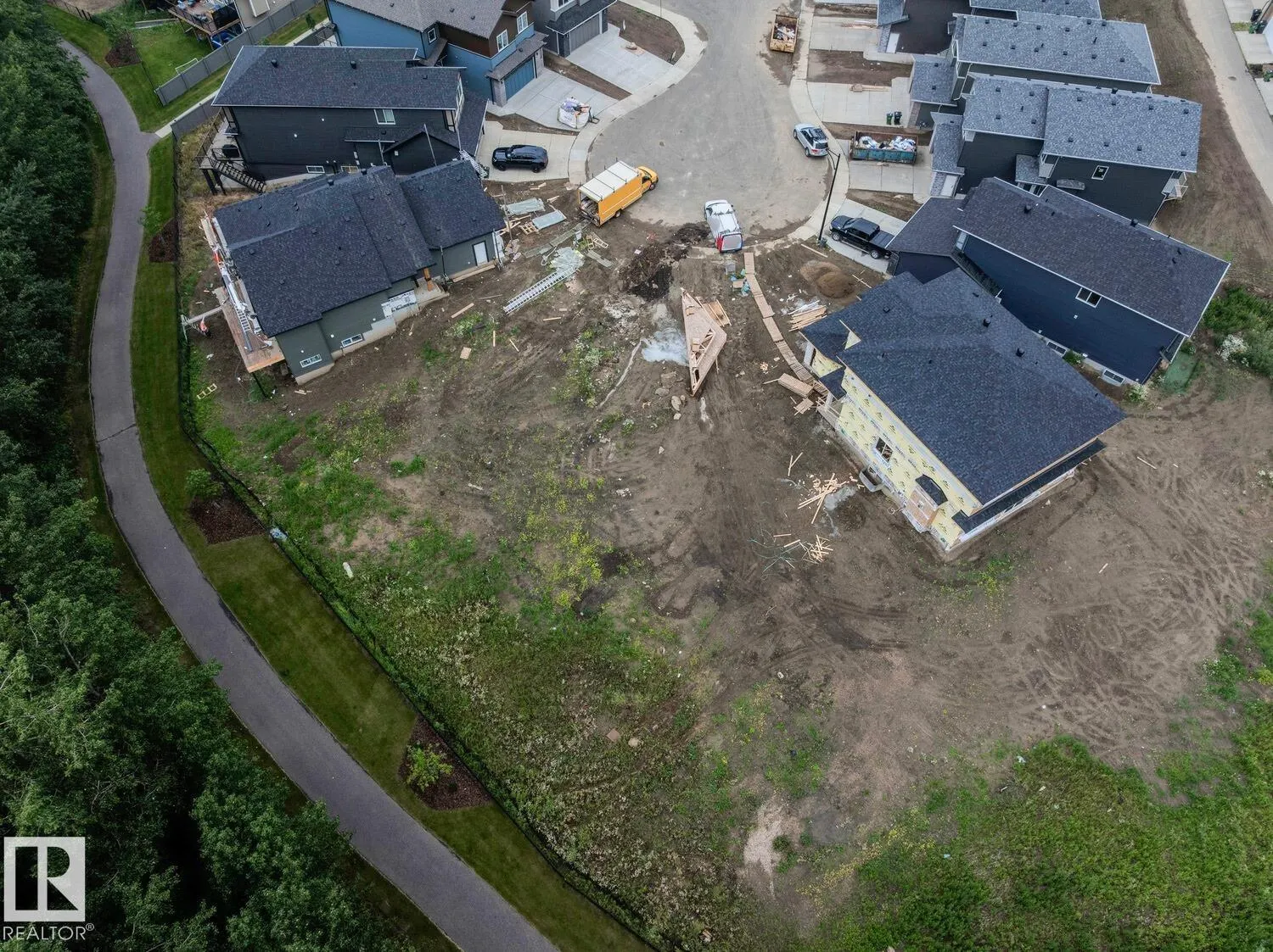 1125 GYRFALCON Crescent