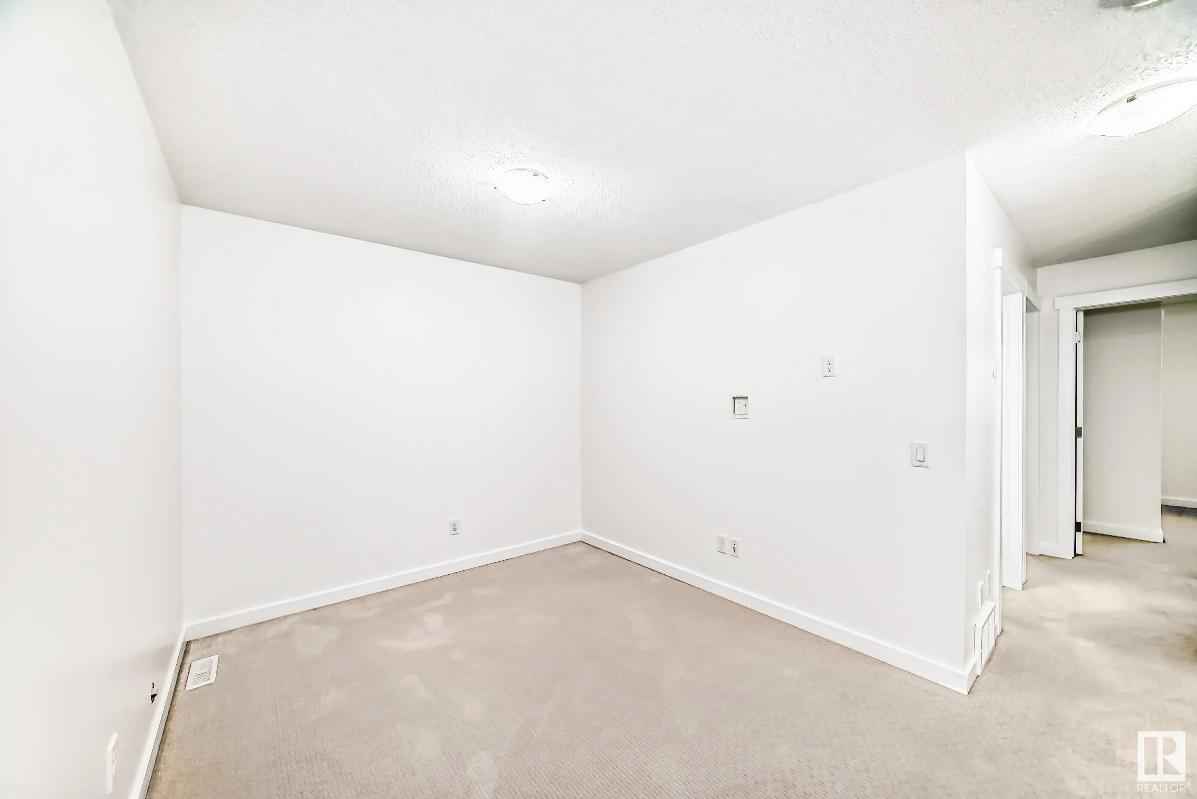 359 SIMMONDS Way