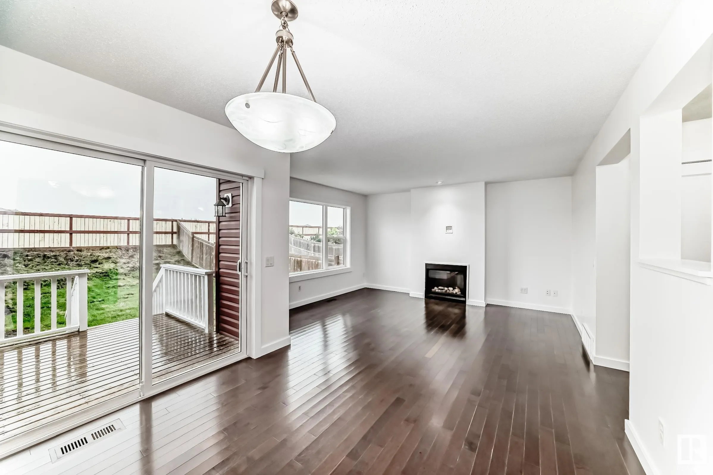 359 SIMMONDS Way