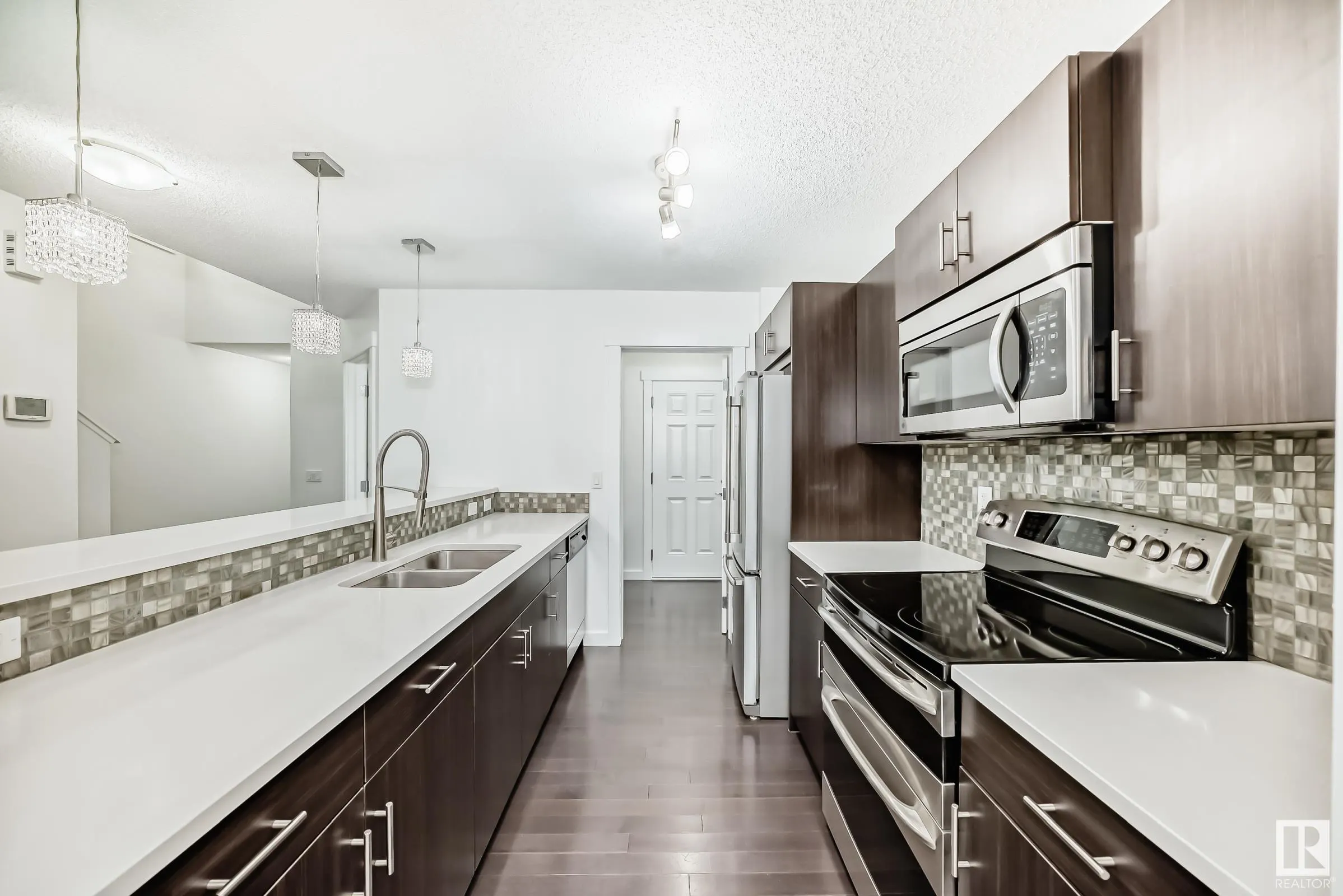 359 SIMMONDS Way