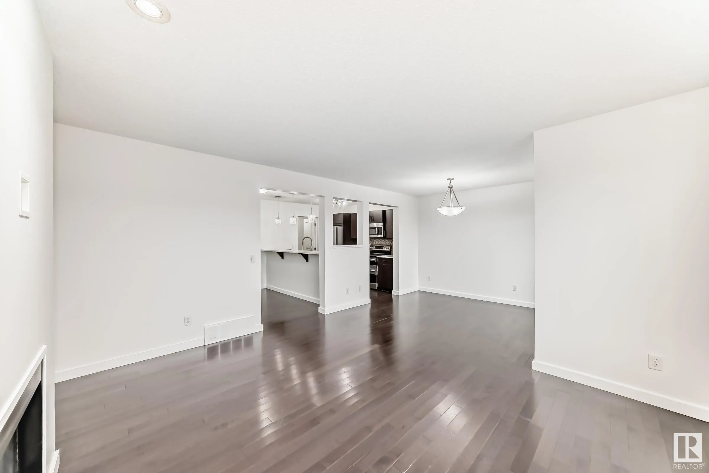 359 SIMMONDS Way