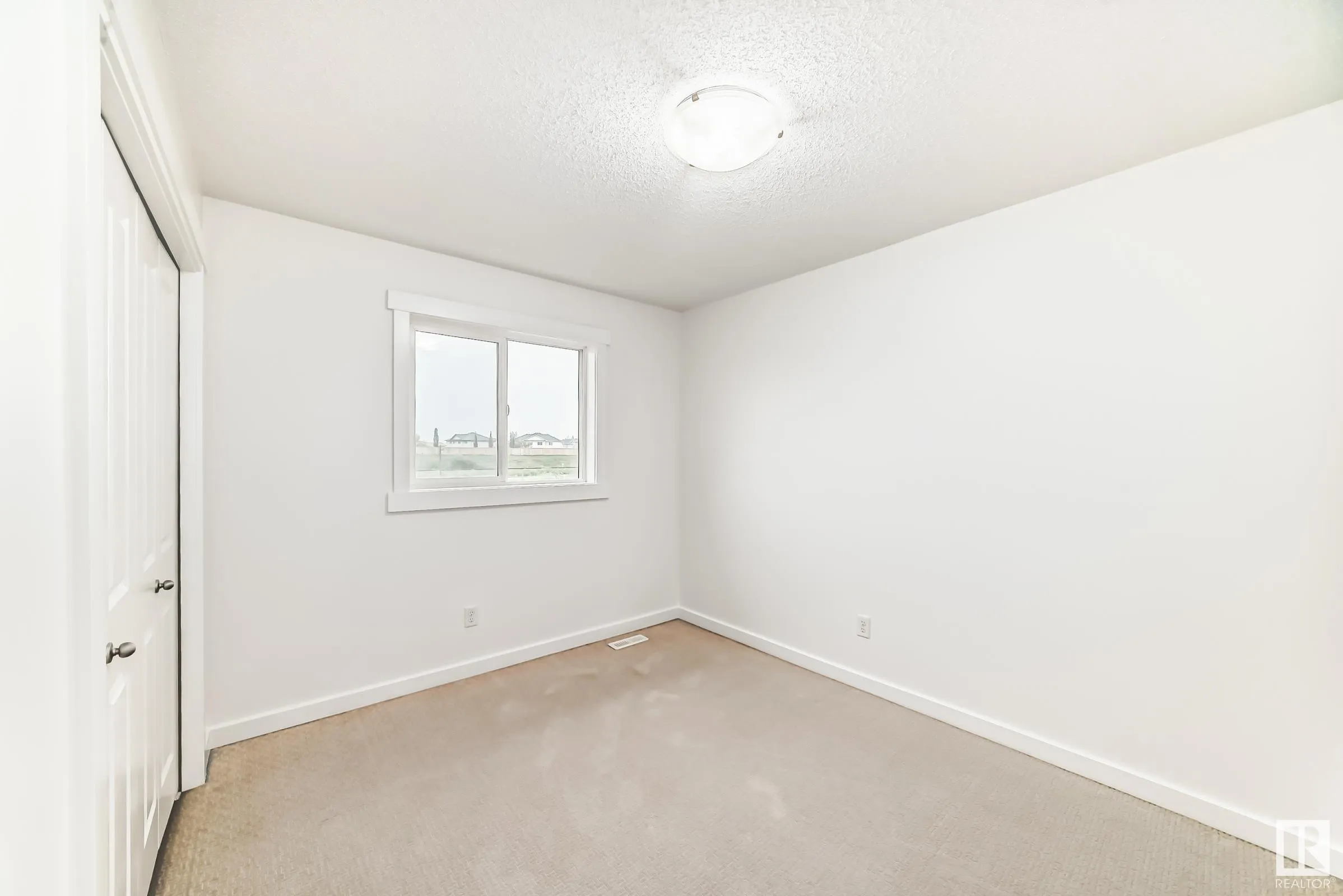 359 SIMMONDS Way