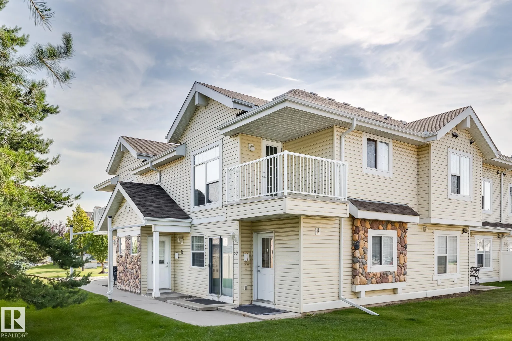 150 EDWARDS Drive