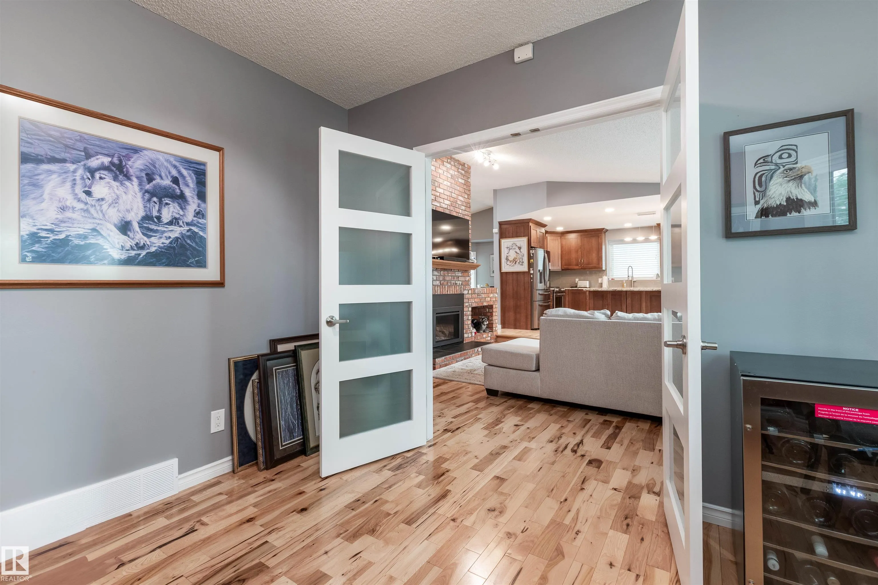 8 CARMEL Close
