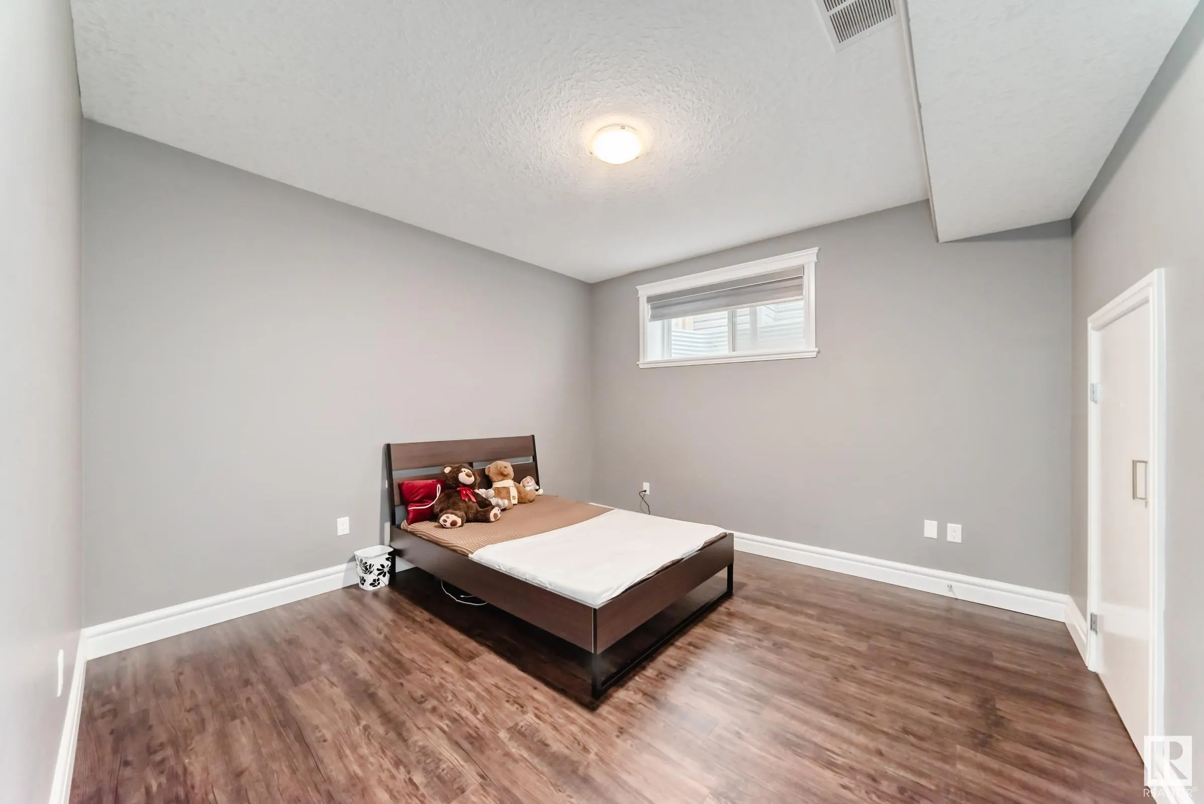 2612 ADAM Court
