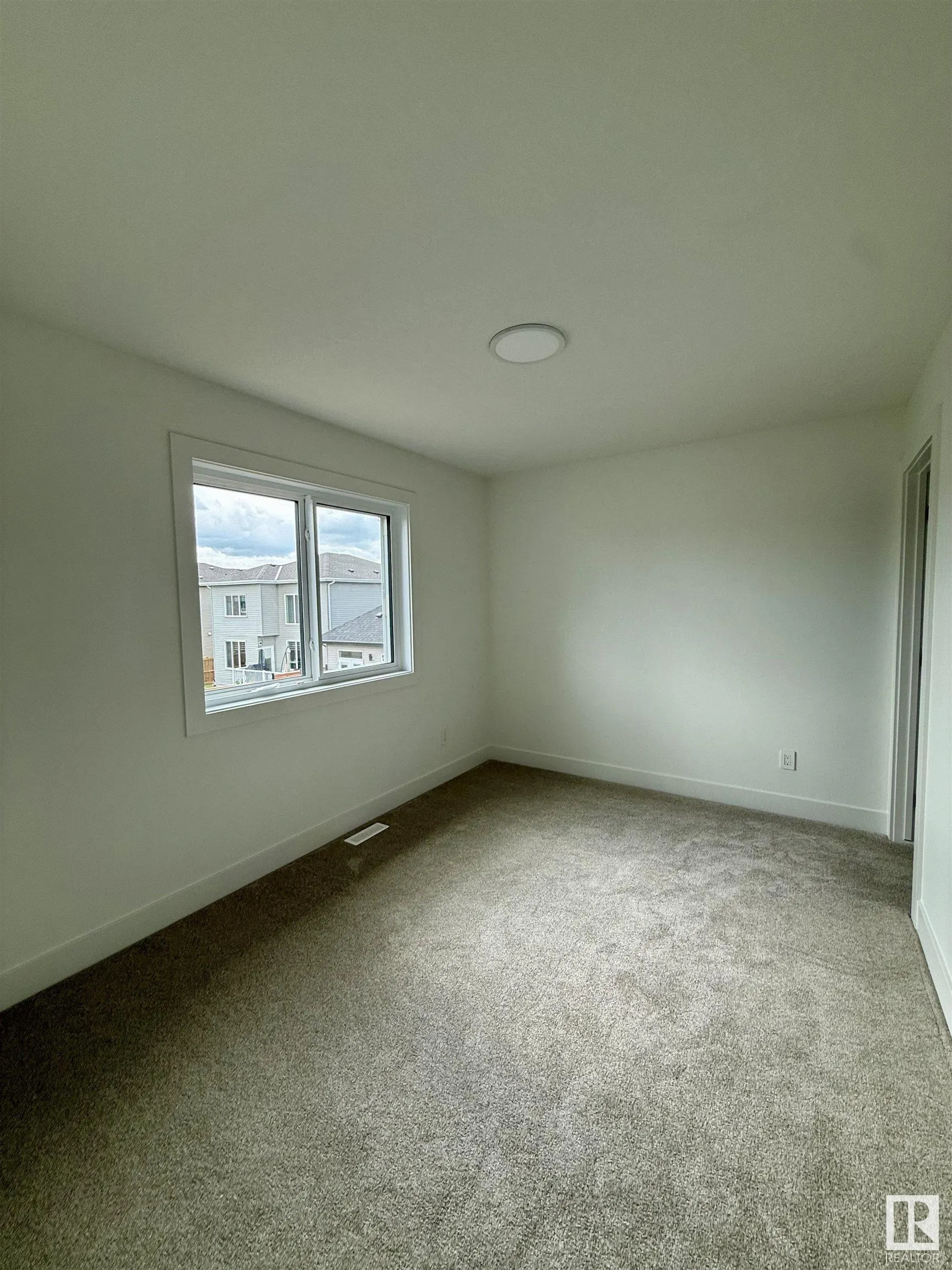 3248 PELERIN Crescent