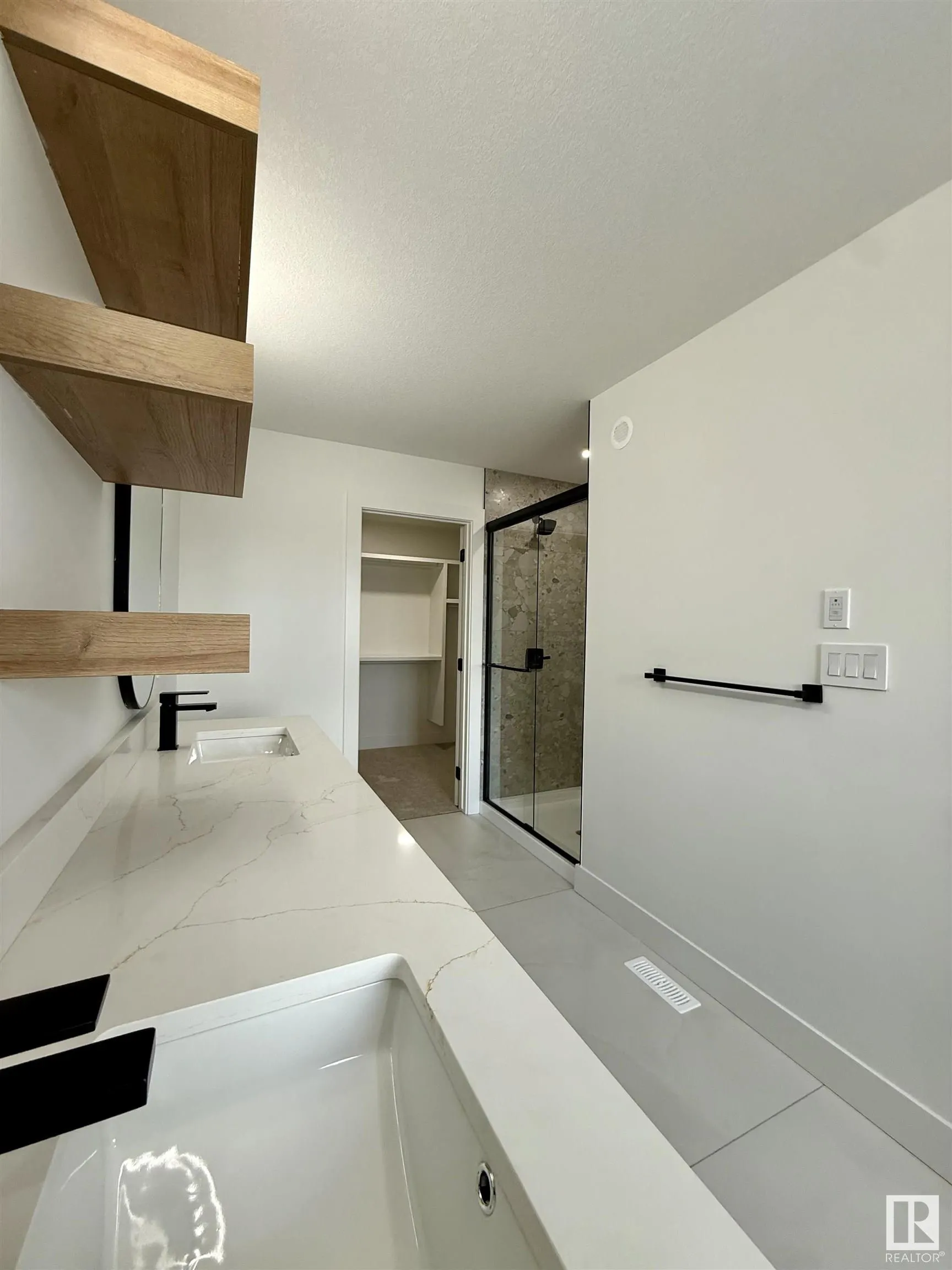 3248 PELERIN Crescent
