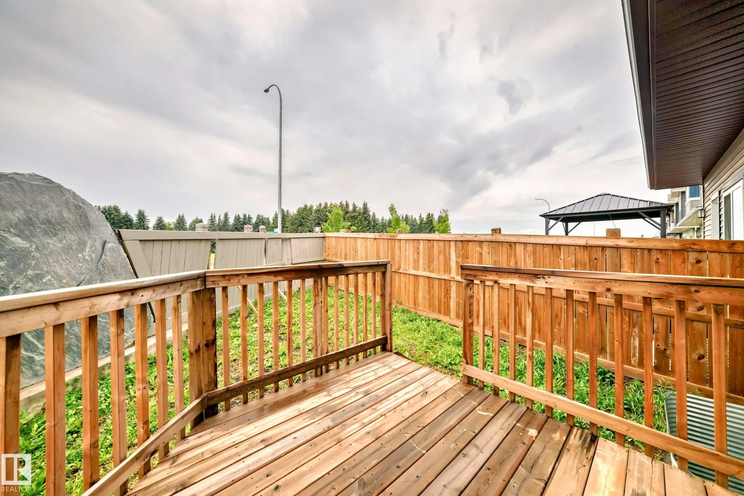7656 creighton Place