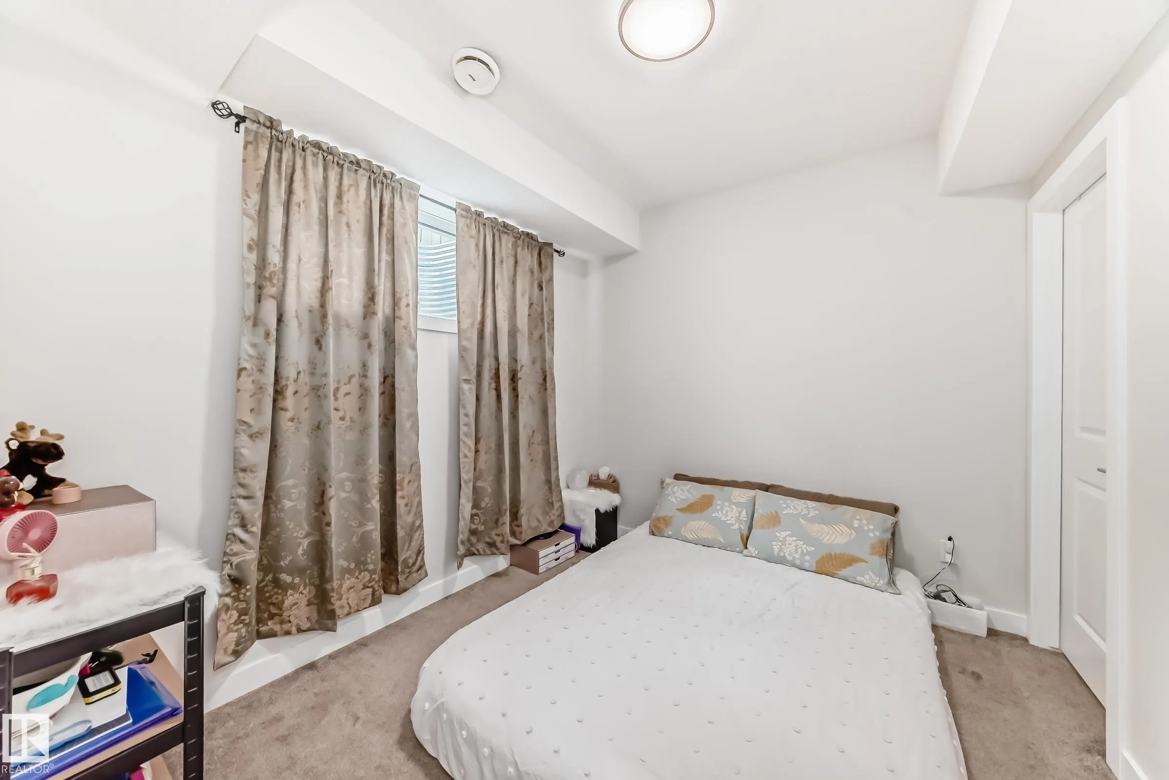 7656 creighton Place