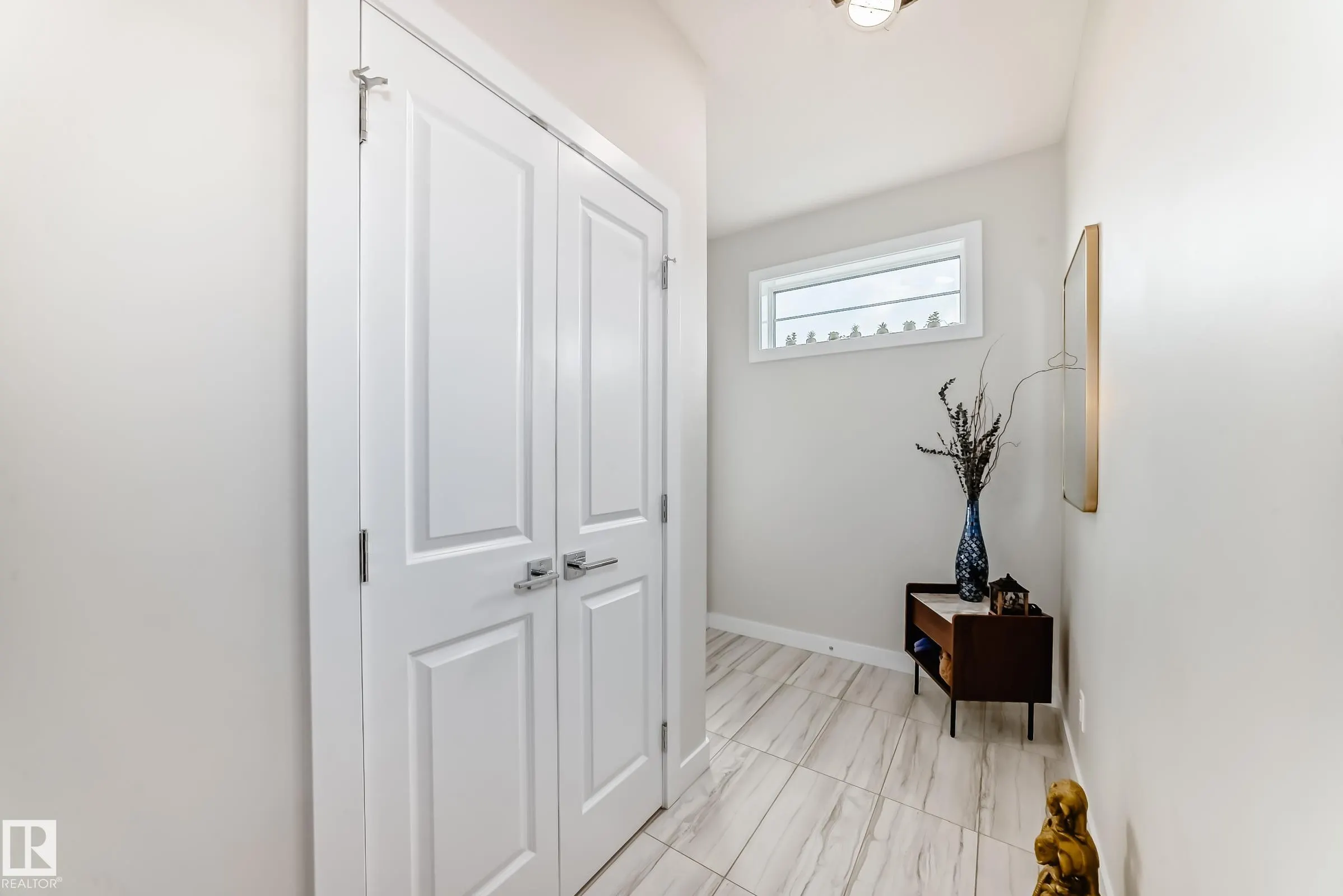7656 creighton Place