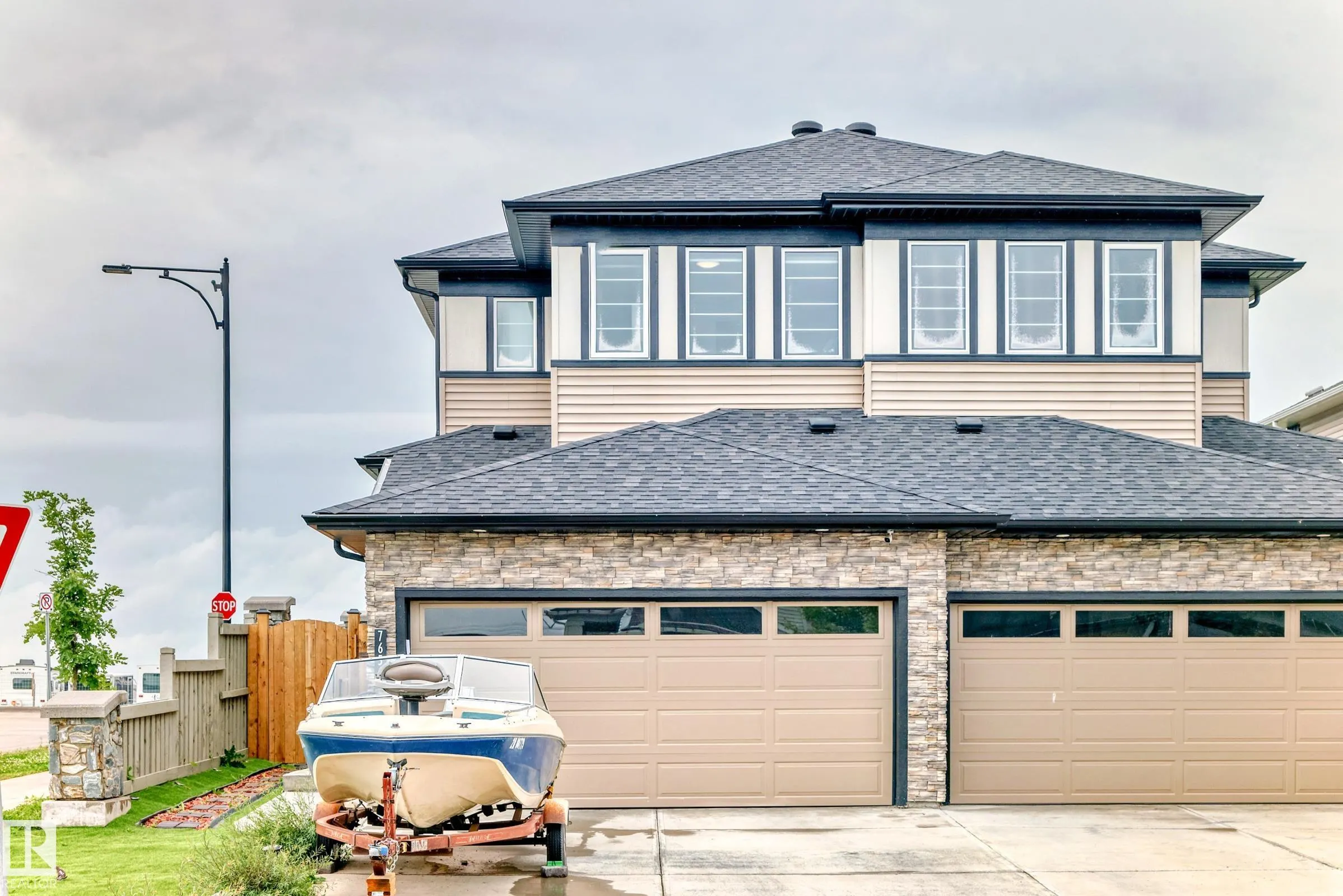 7656 creighton Place