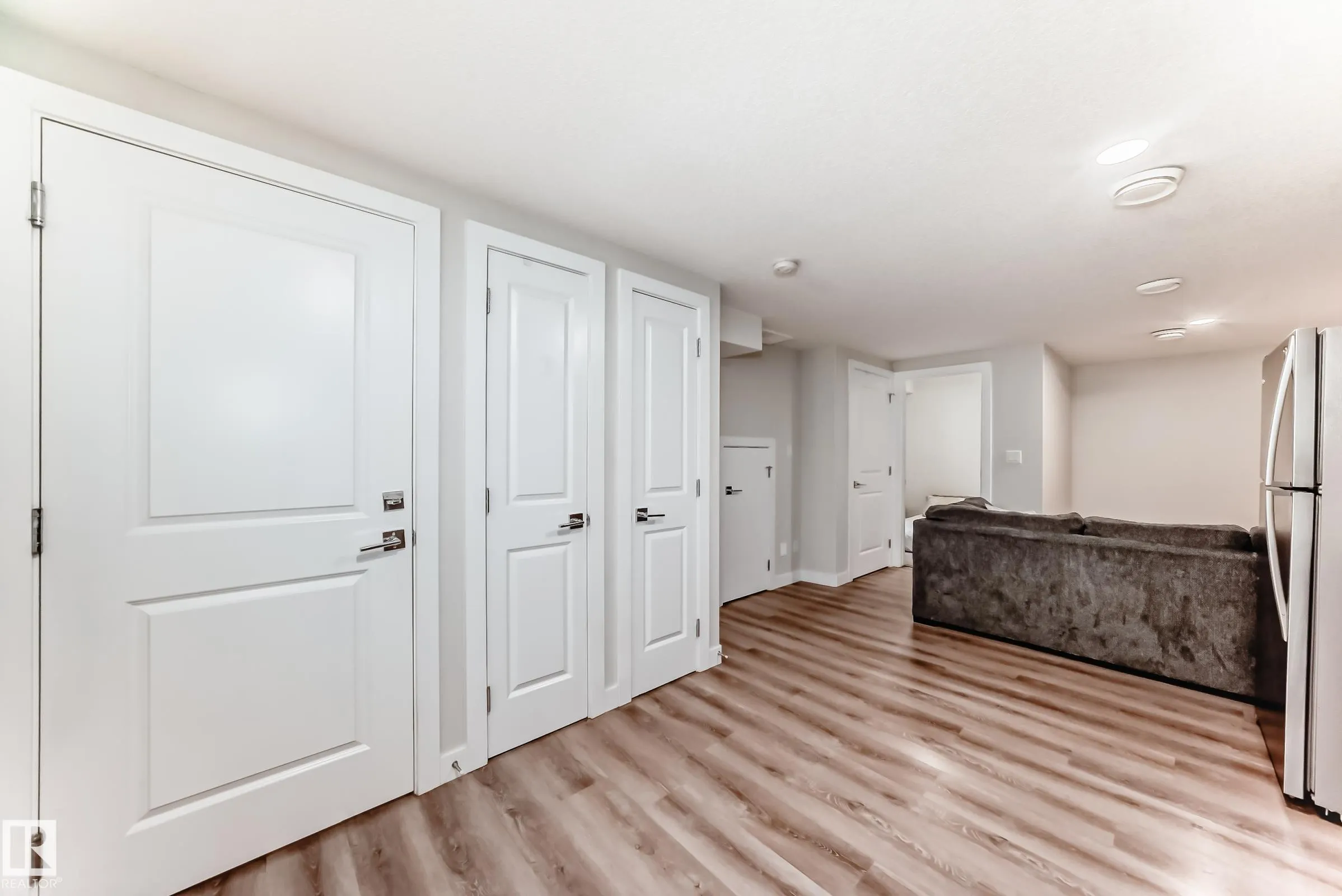 7656 creighton Place