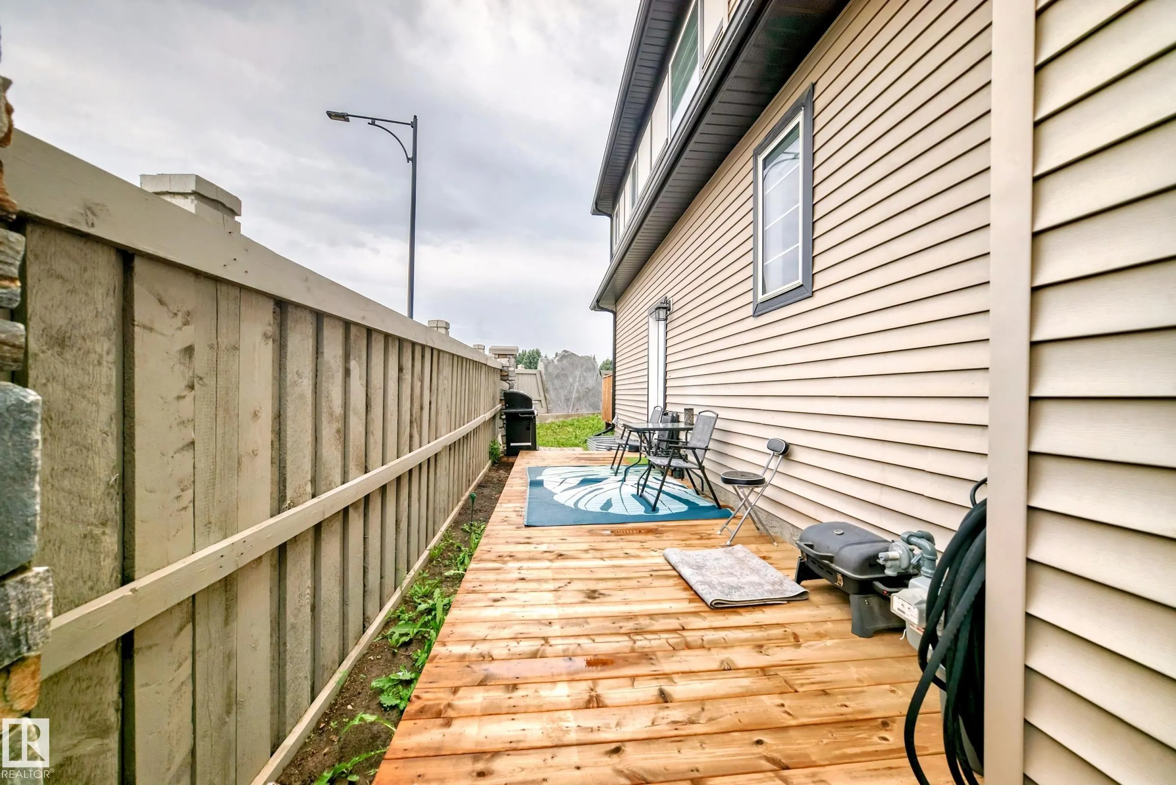 7656 creighton Place