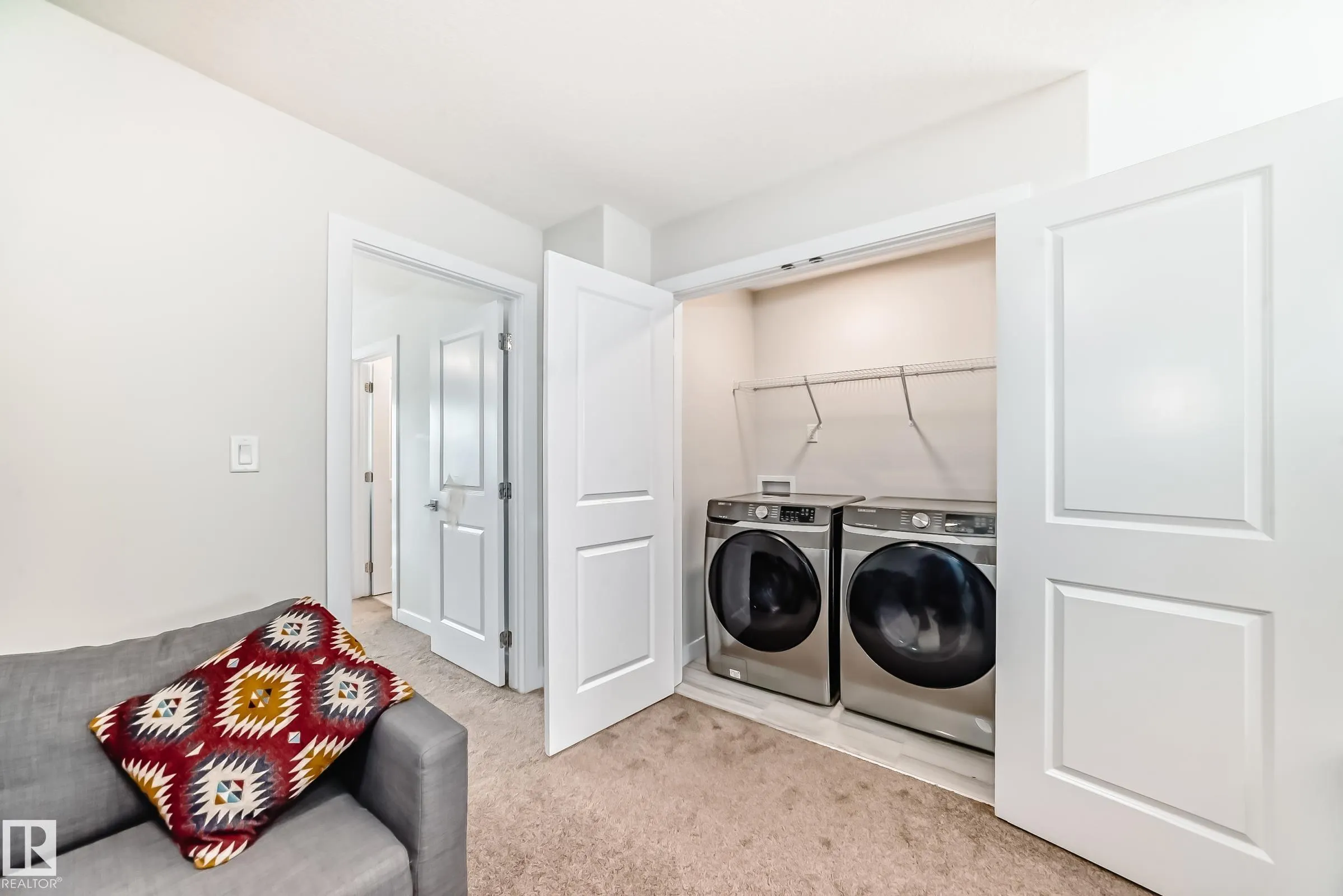 7656 creighton Place