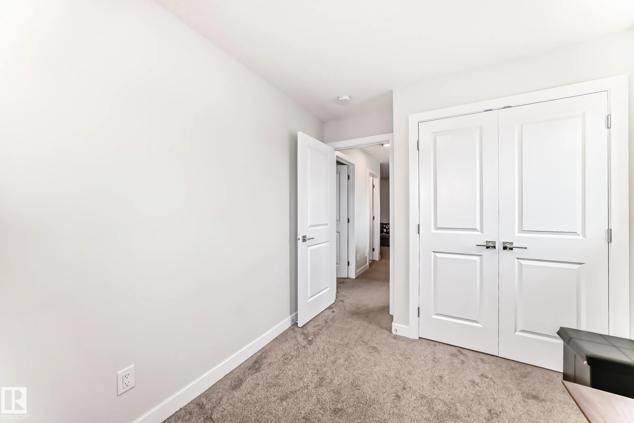 7656 creighton Place