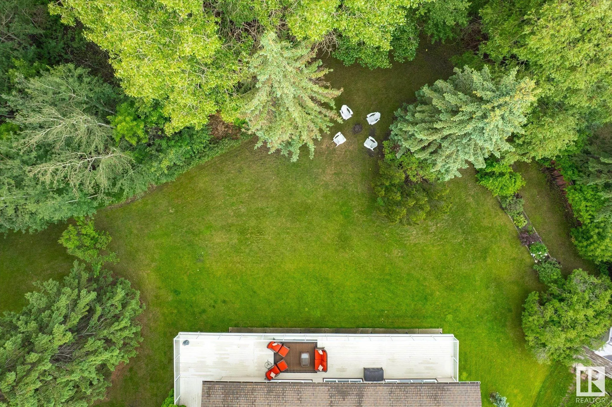 1112 PARKER Terrace