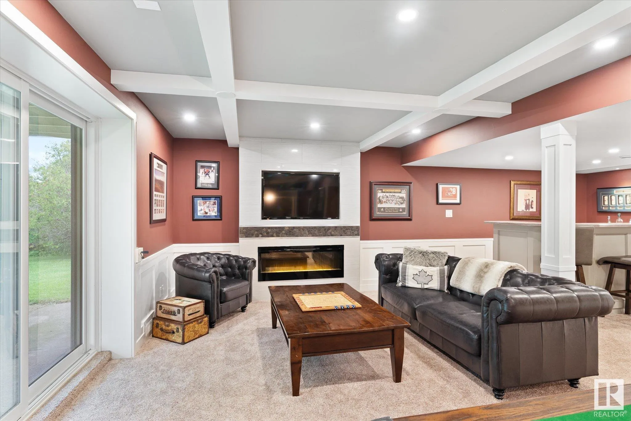 1112 PARKER Terrace