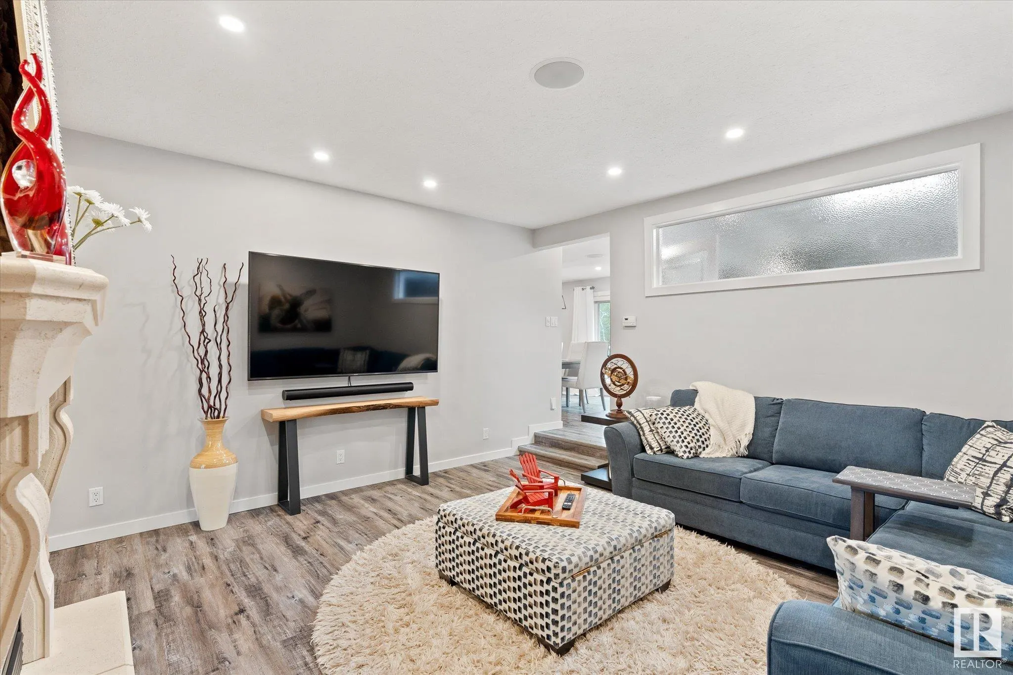 1112 PARKER Terrace