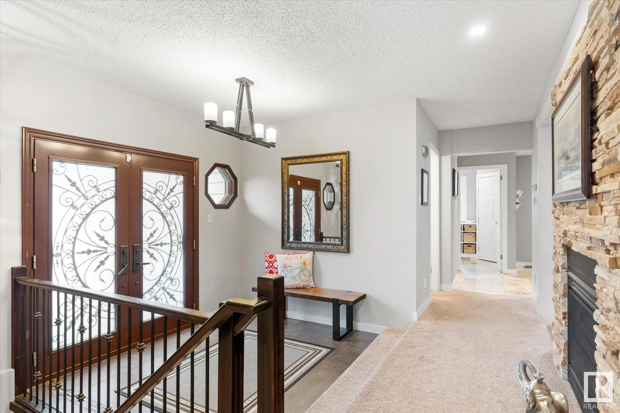 1112 PARKER Terrace