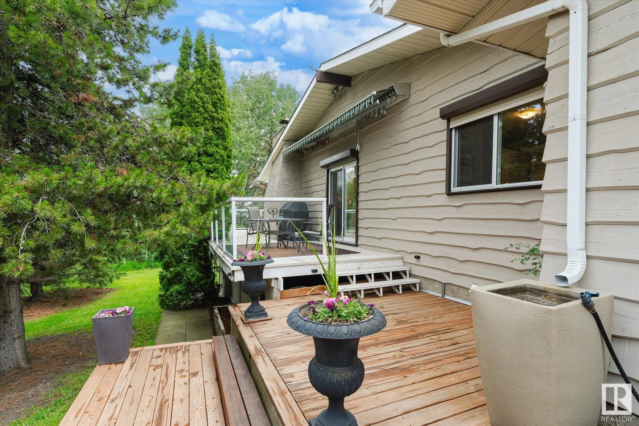 1112 PARKER Terrace