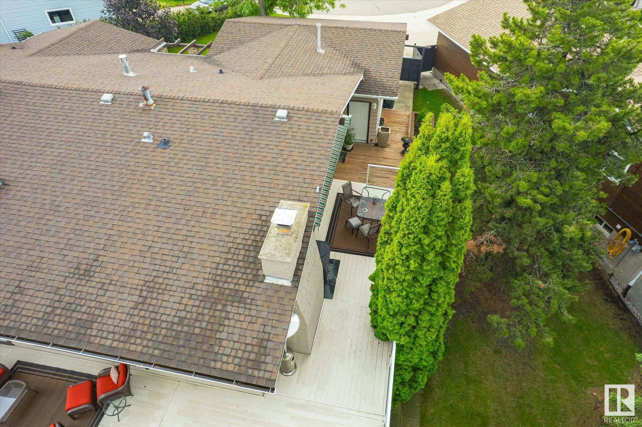 1112 PARKER Terrace